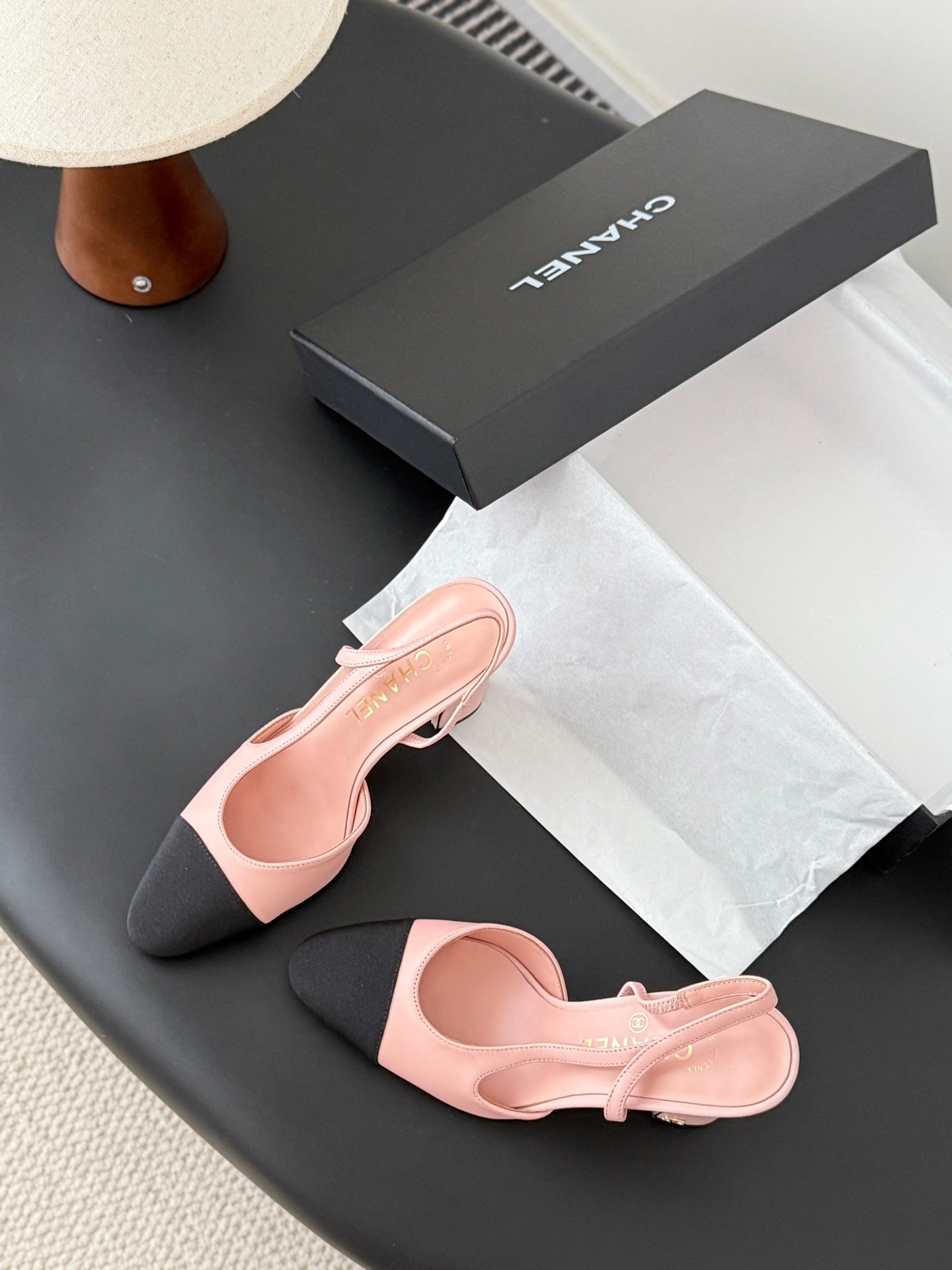 Chan 25fw slingback heels