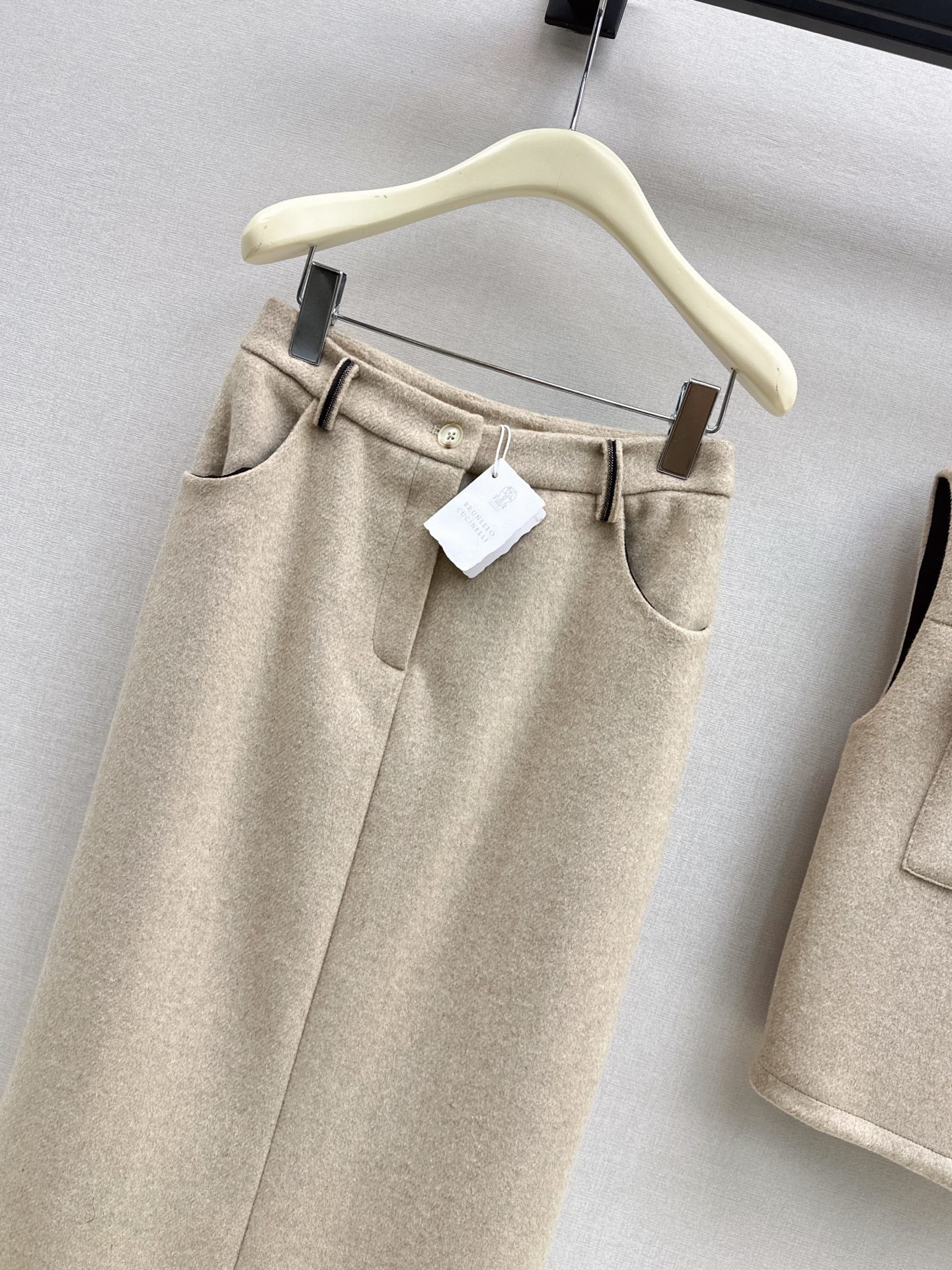 Brun NEW woolen skirt