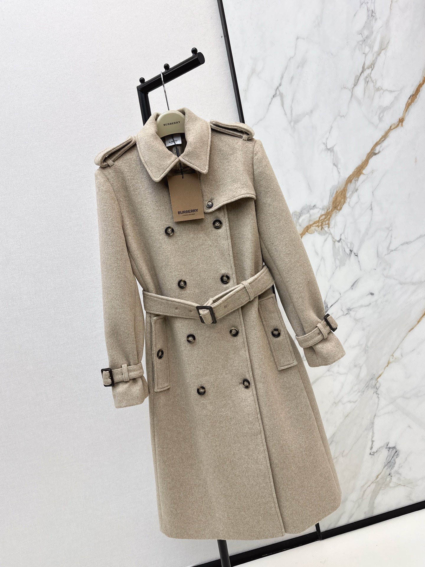 Bur NEW woolen overcoats