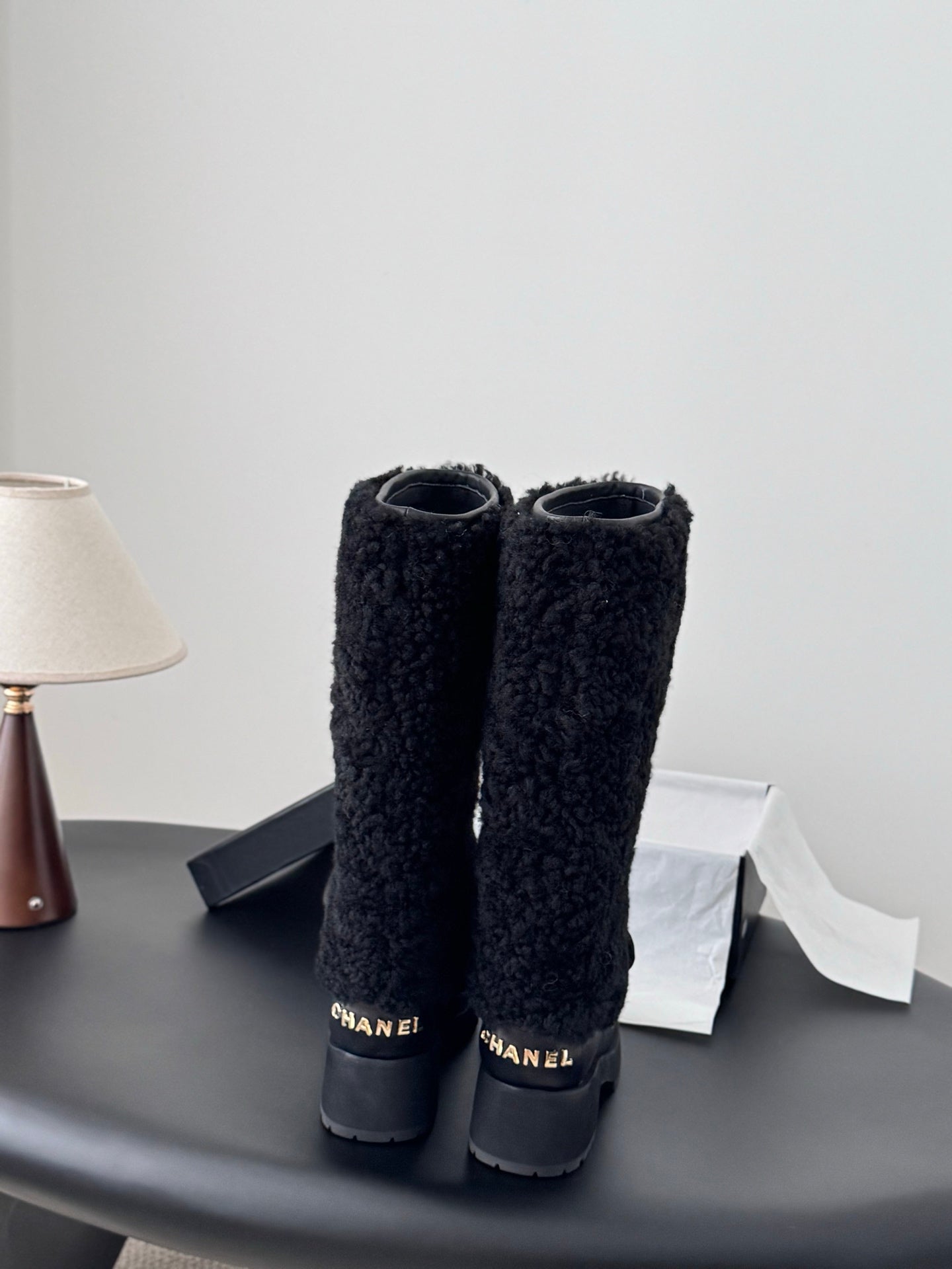 Chan 25fw plush half  boots with bow