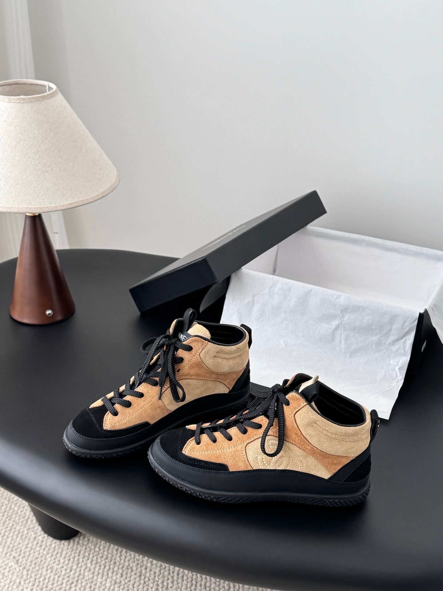 Chan 25fw sneaker with high tops
