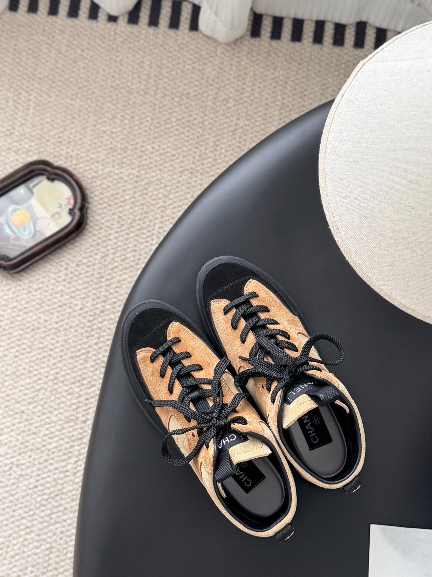 Chan 25fw sneaker with high tops