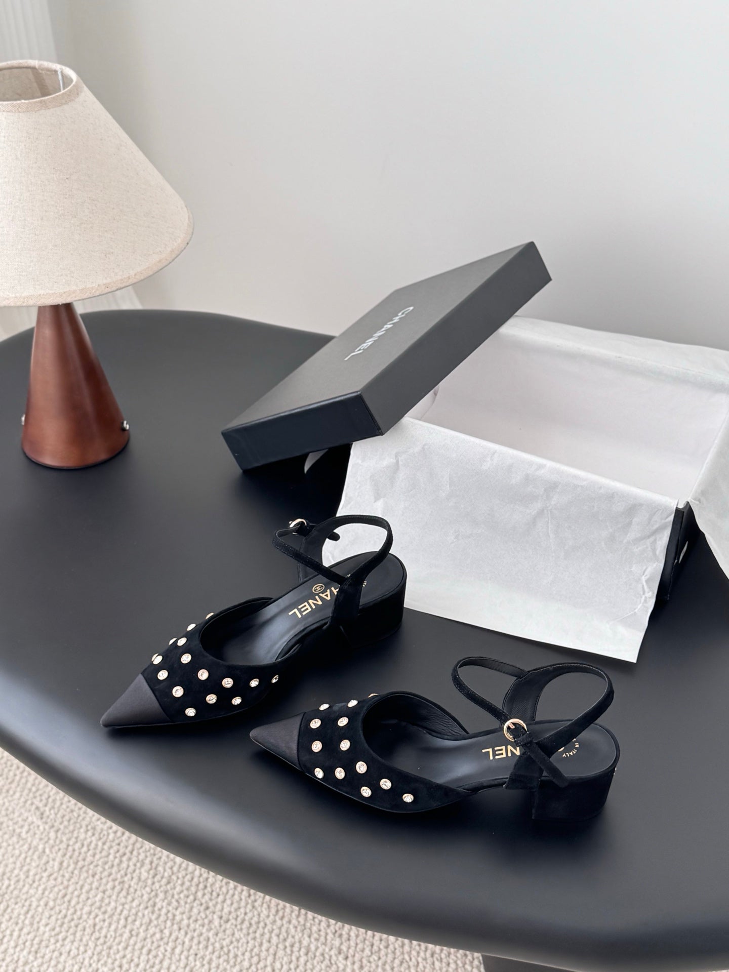 Chan 25fw rhinestones slingback sandals