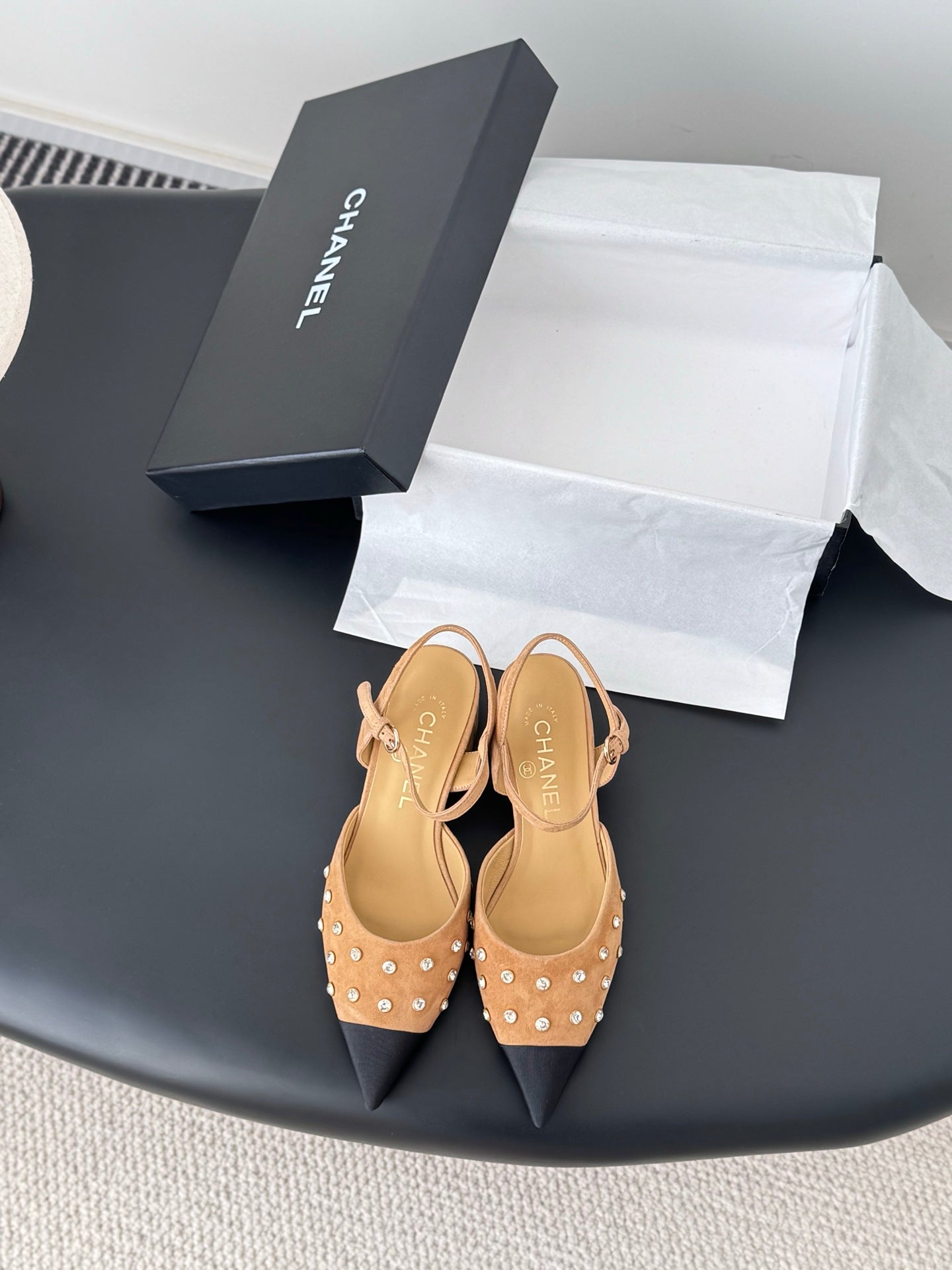 Chan 25fw rhinestones slingback sandals