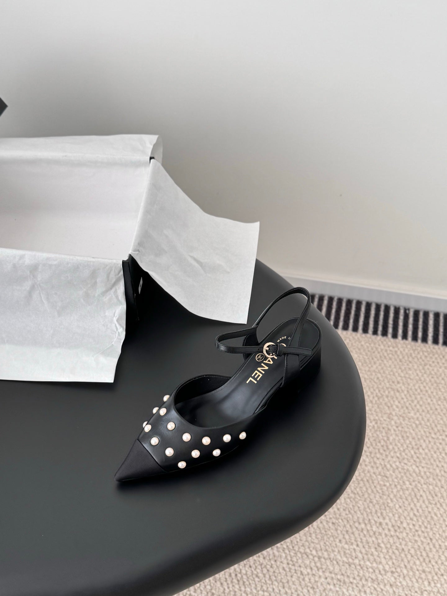 Chan 25fw rhinestones slingback sandals