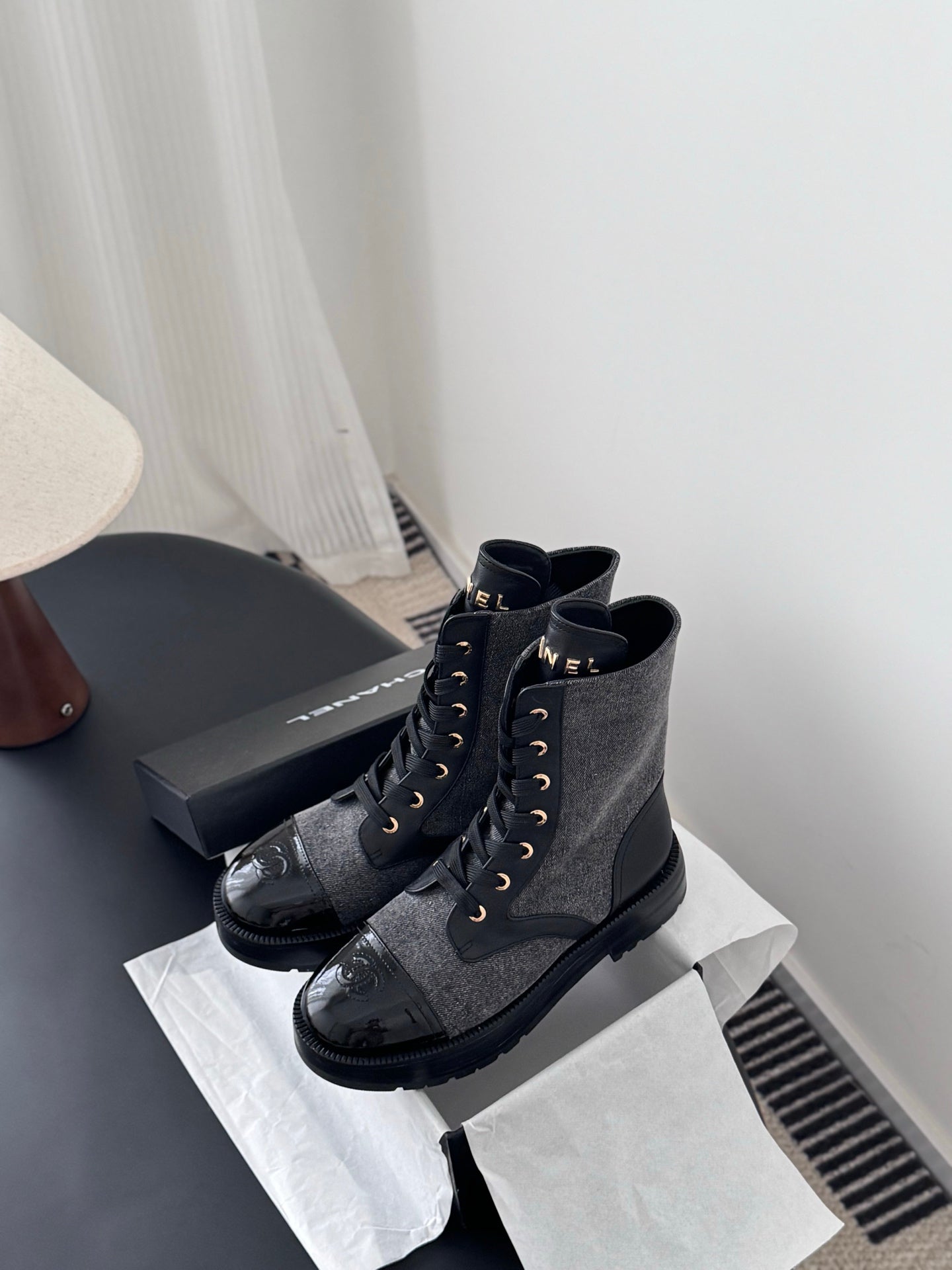 Chan 25fw ankle boots