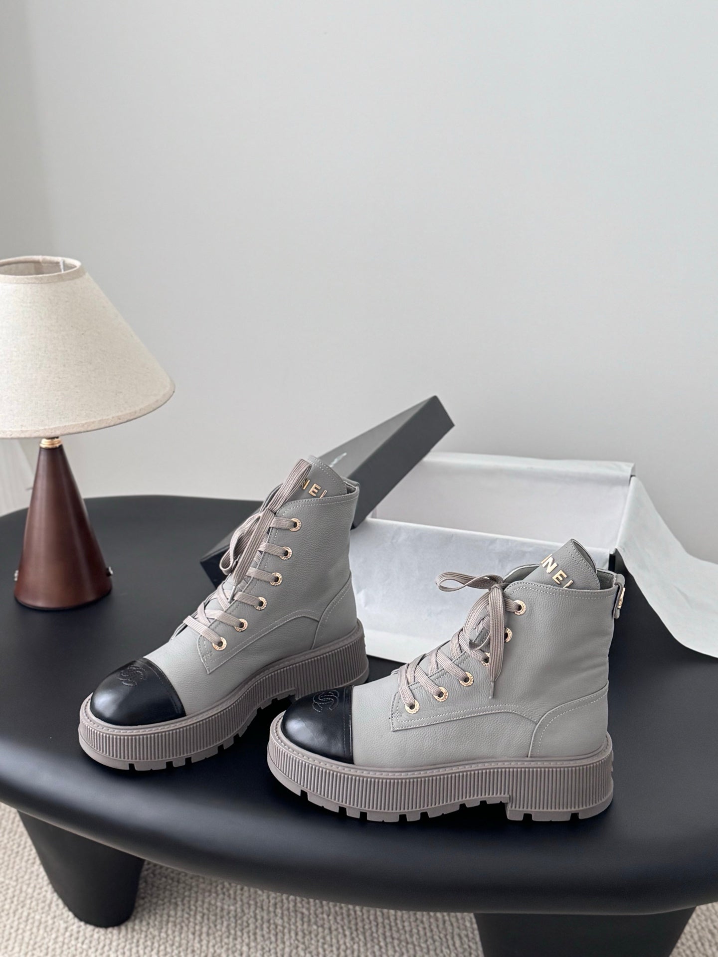 Chan 25fw ankle boots