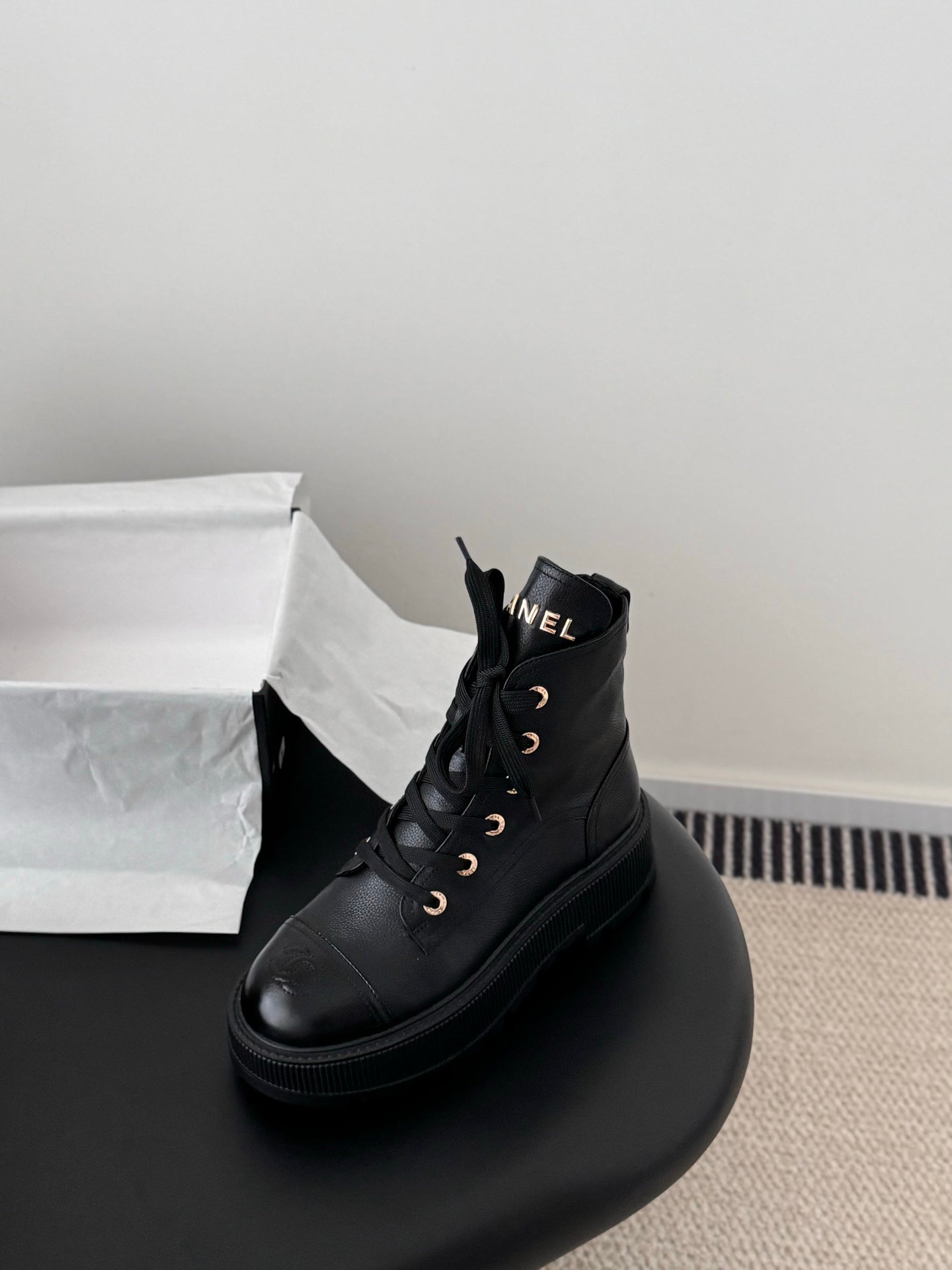 Chan 25fw ankle boots
