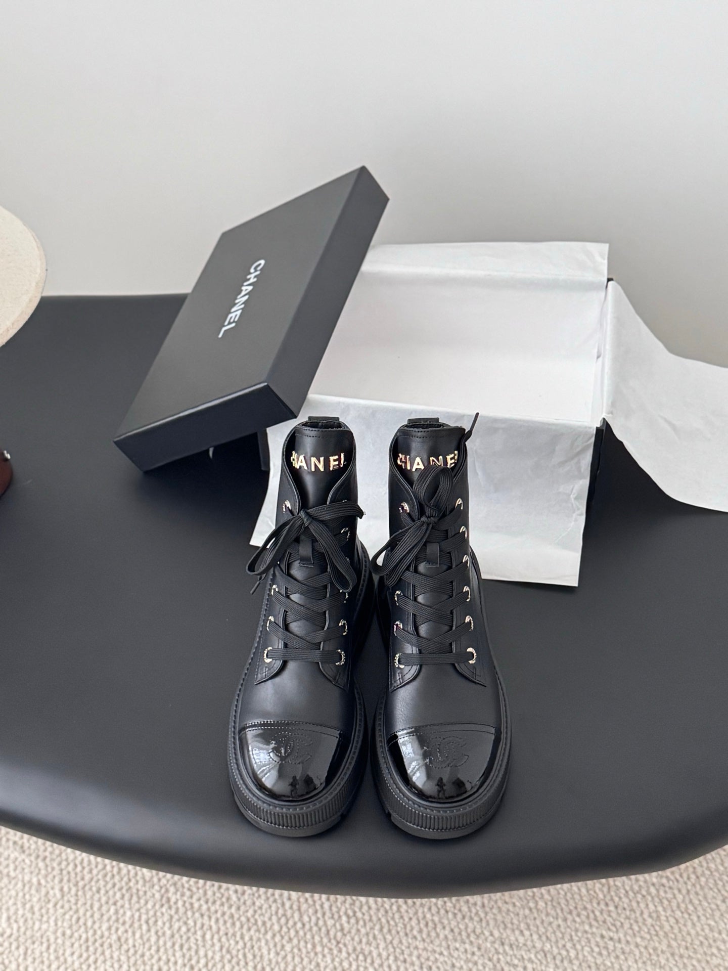 Chan 25fw ankle boots