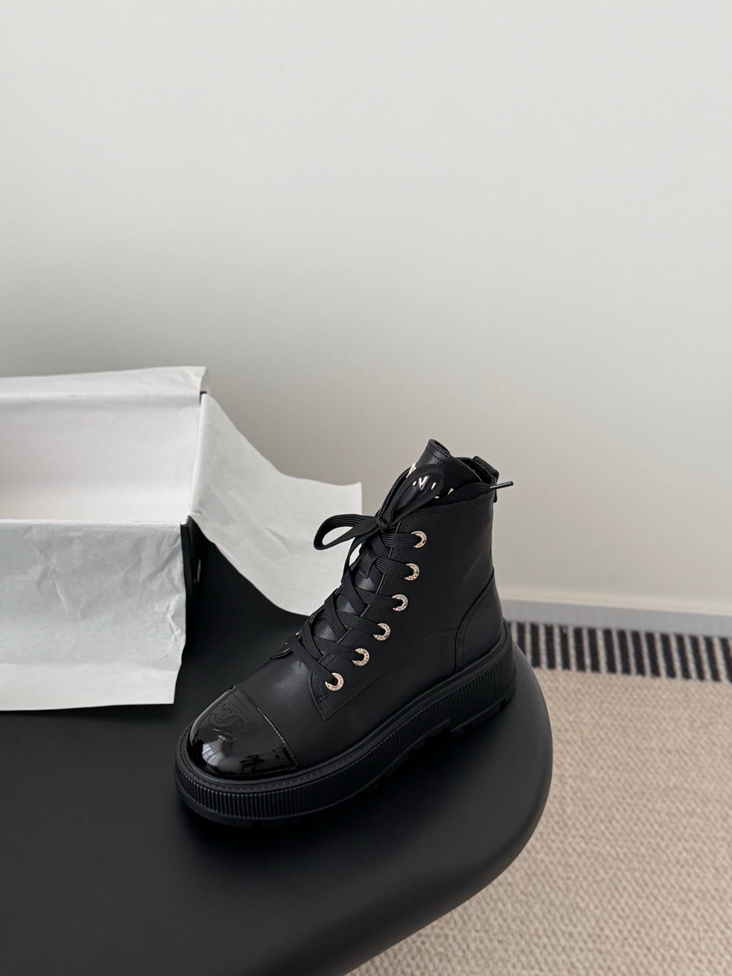 Chan 25fw ankle boots