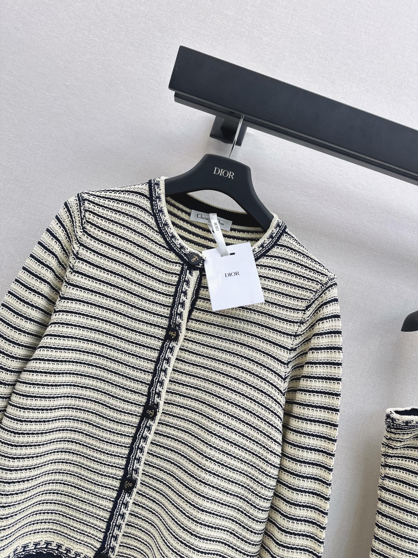 CD NEW striped cardigan