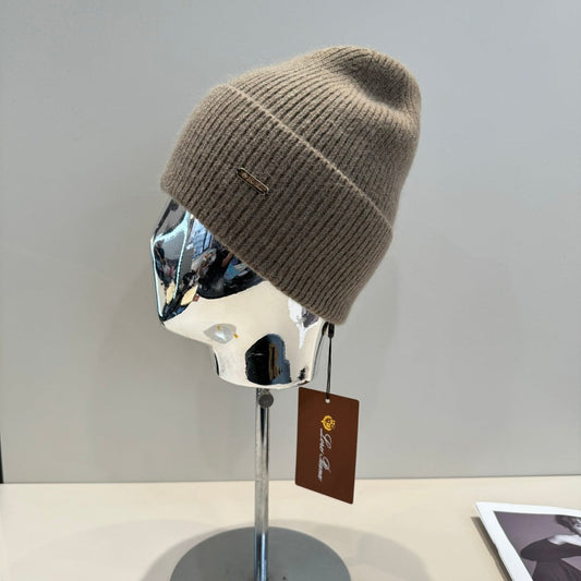 Loro New woolen hat