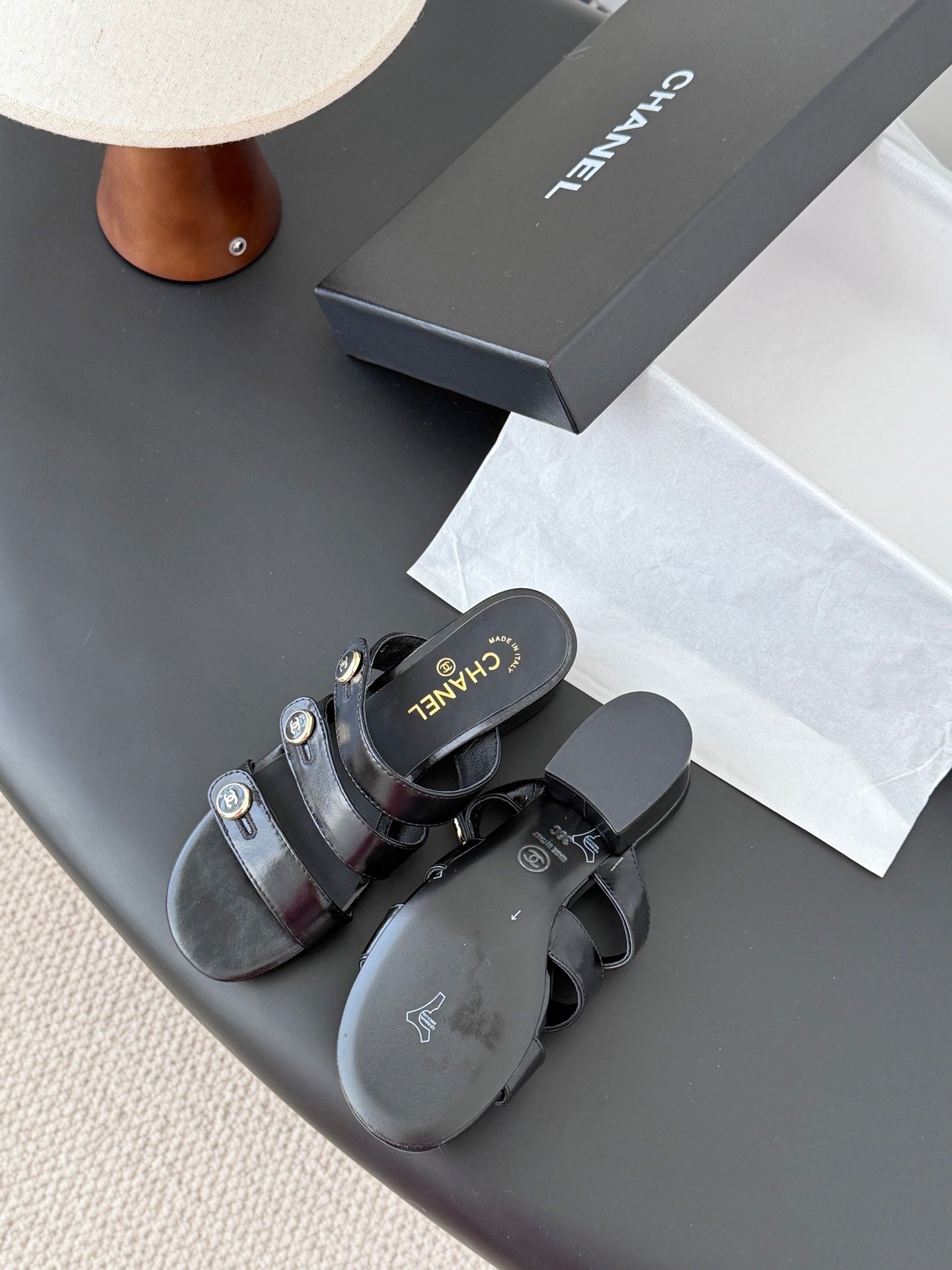 Chan 26ss sandals