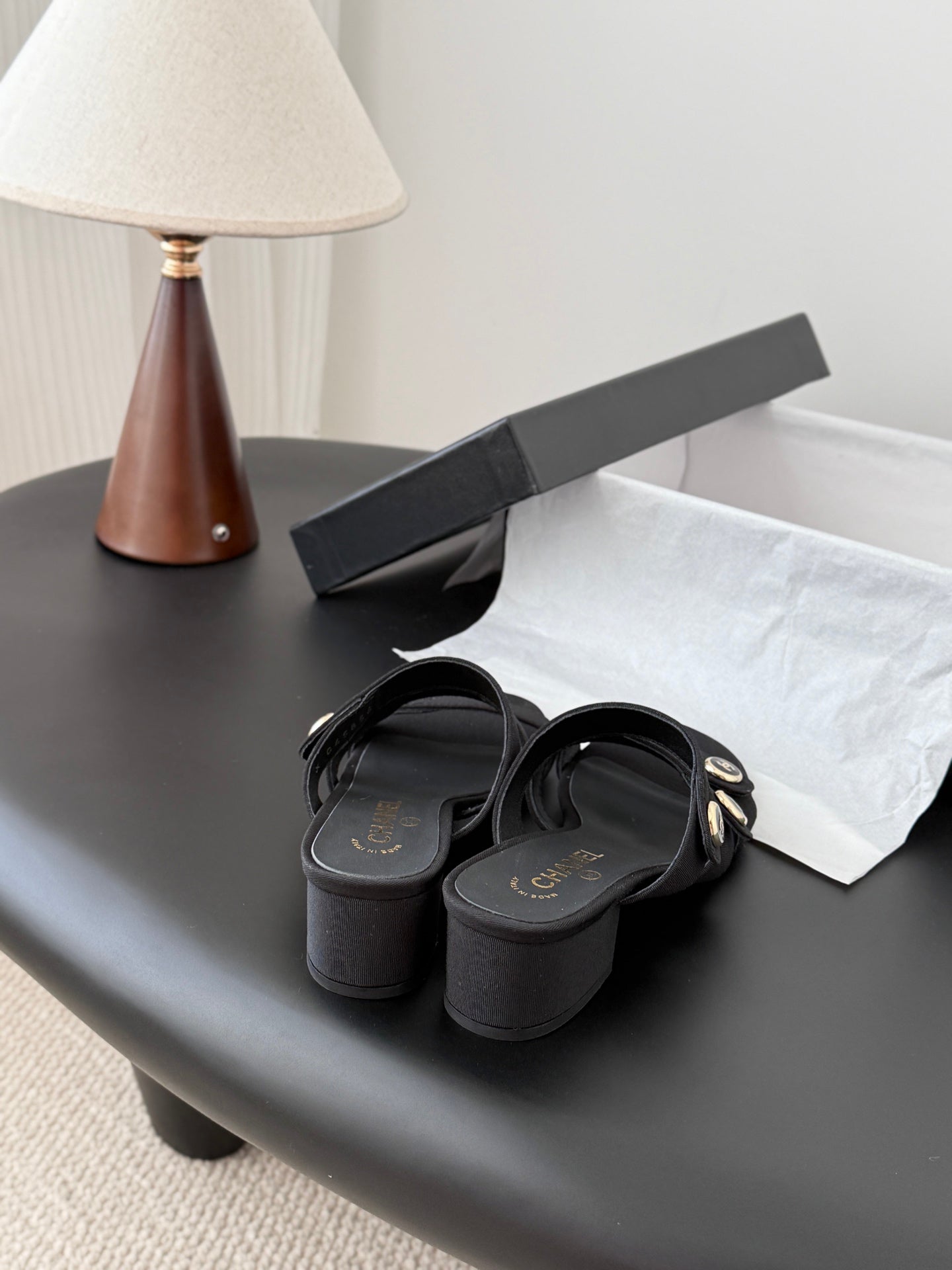 Chan 26ss sandals