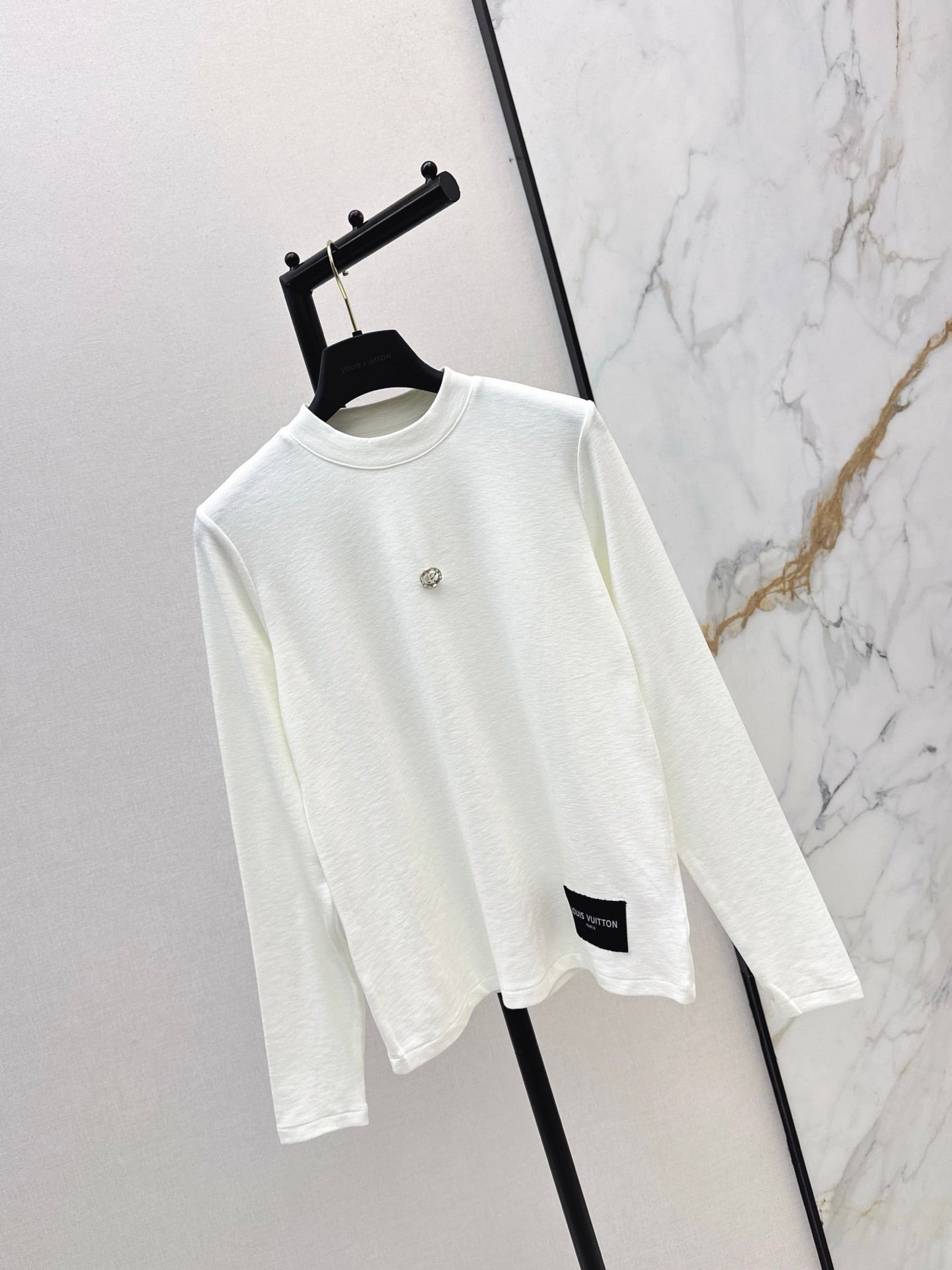 Louis NEW bottoming shirt