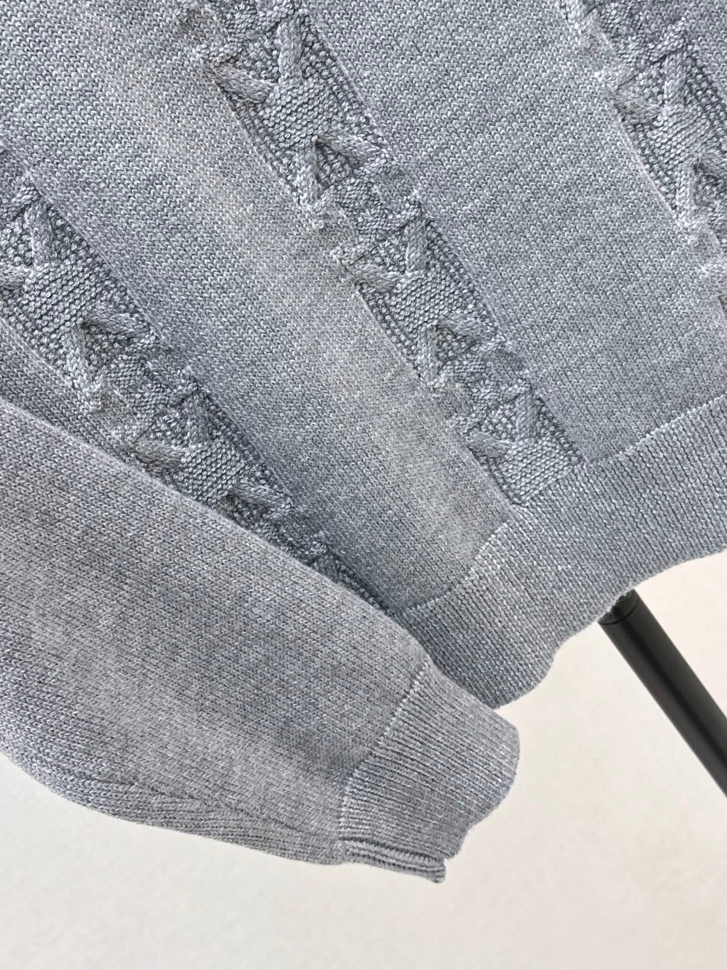 Chan NEW zip knitted sweater