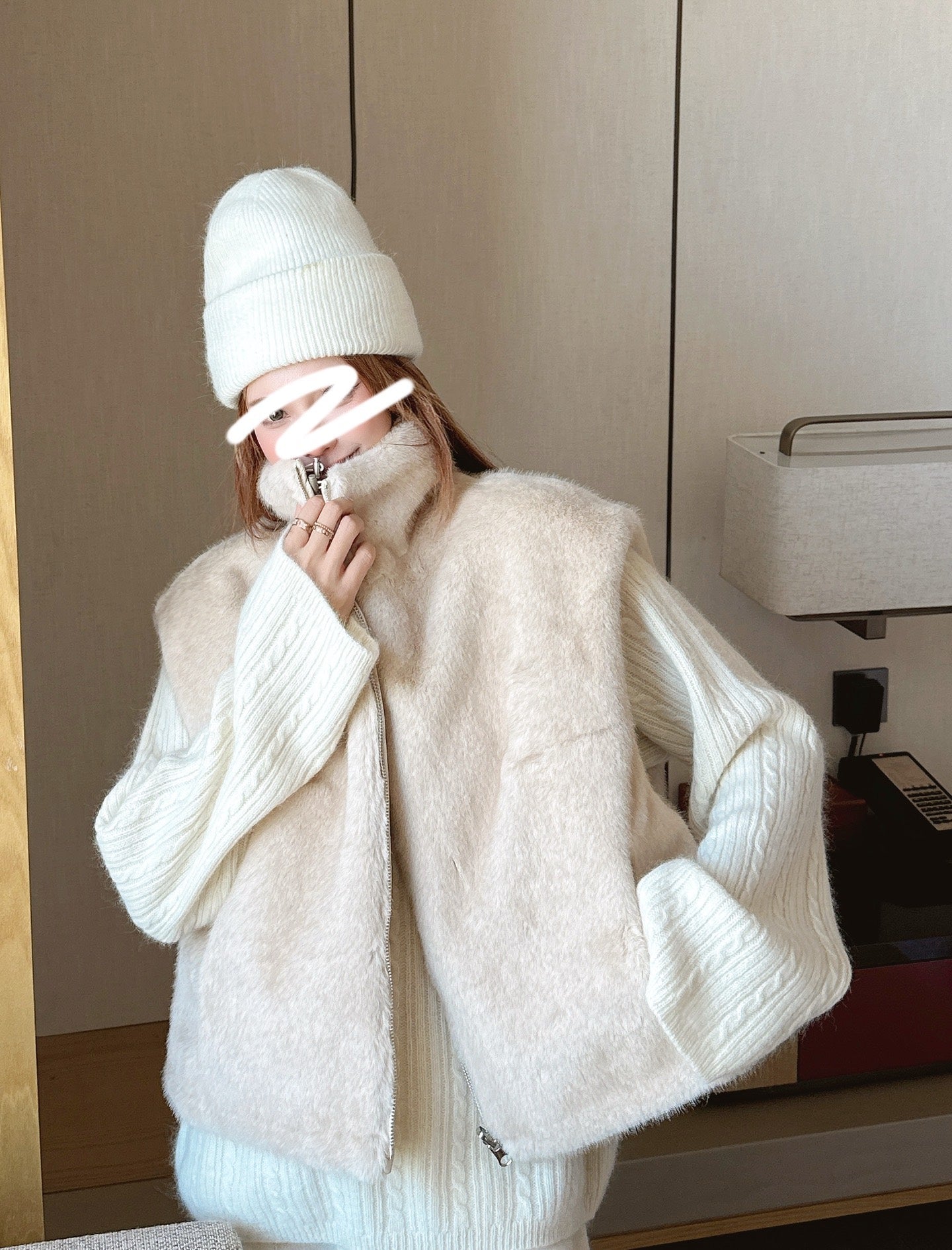 Brun NEW Reversible faux fur vest