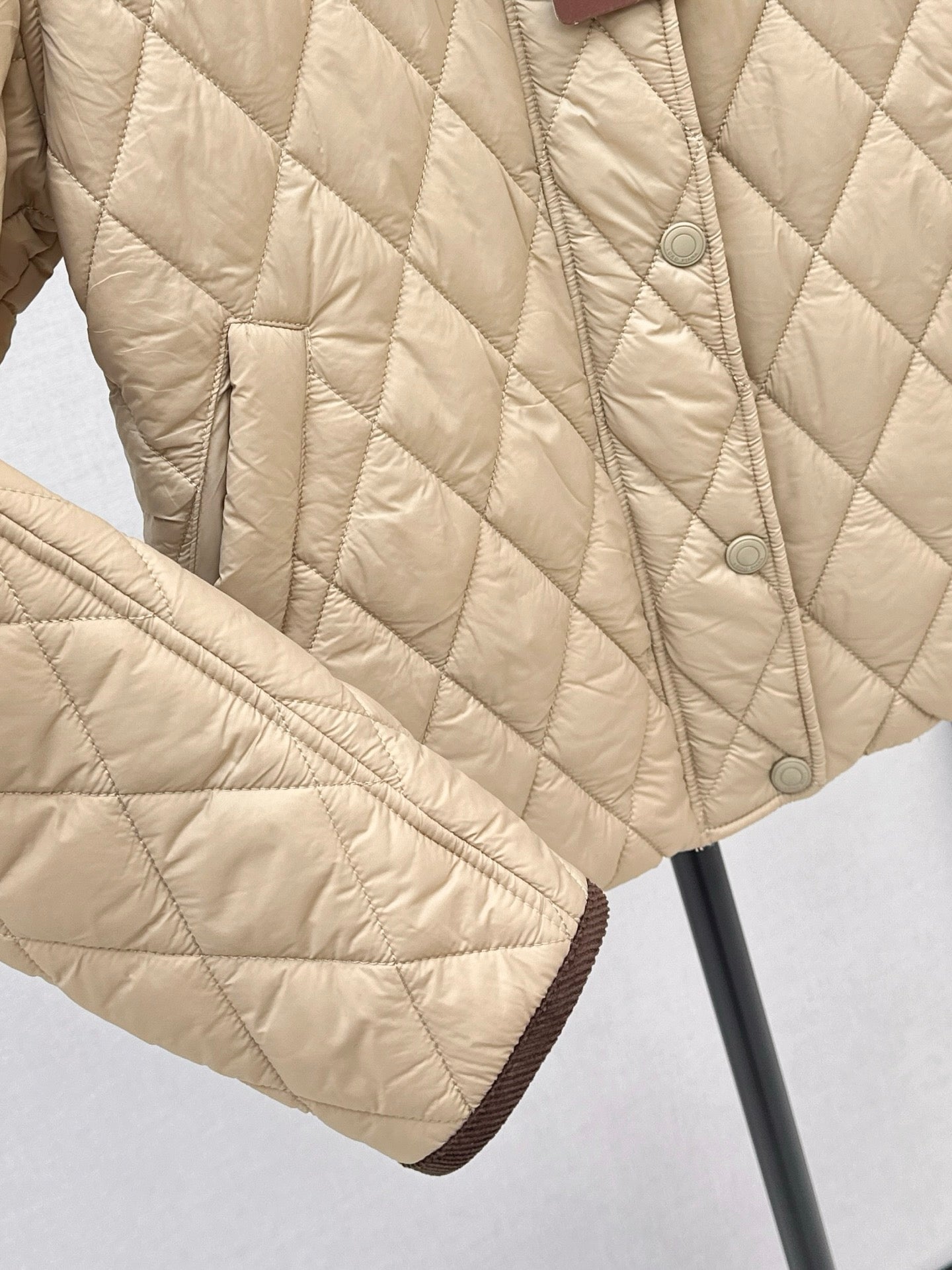 Loro NEW Corduroy padded jacket