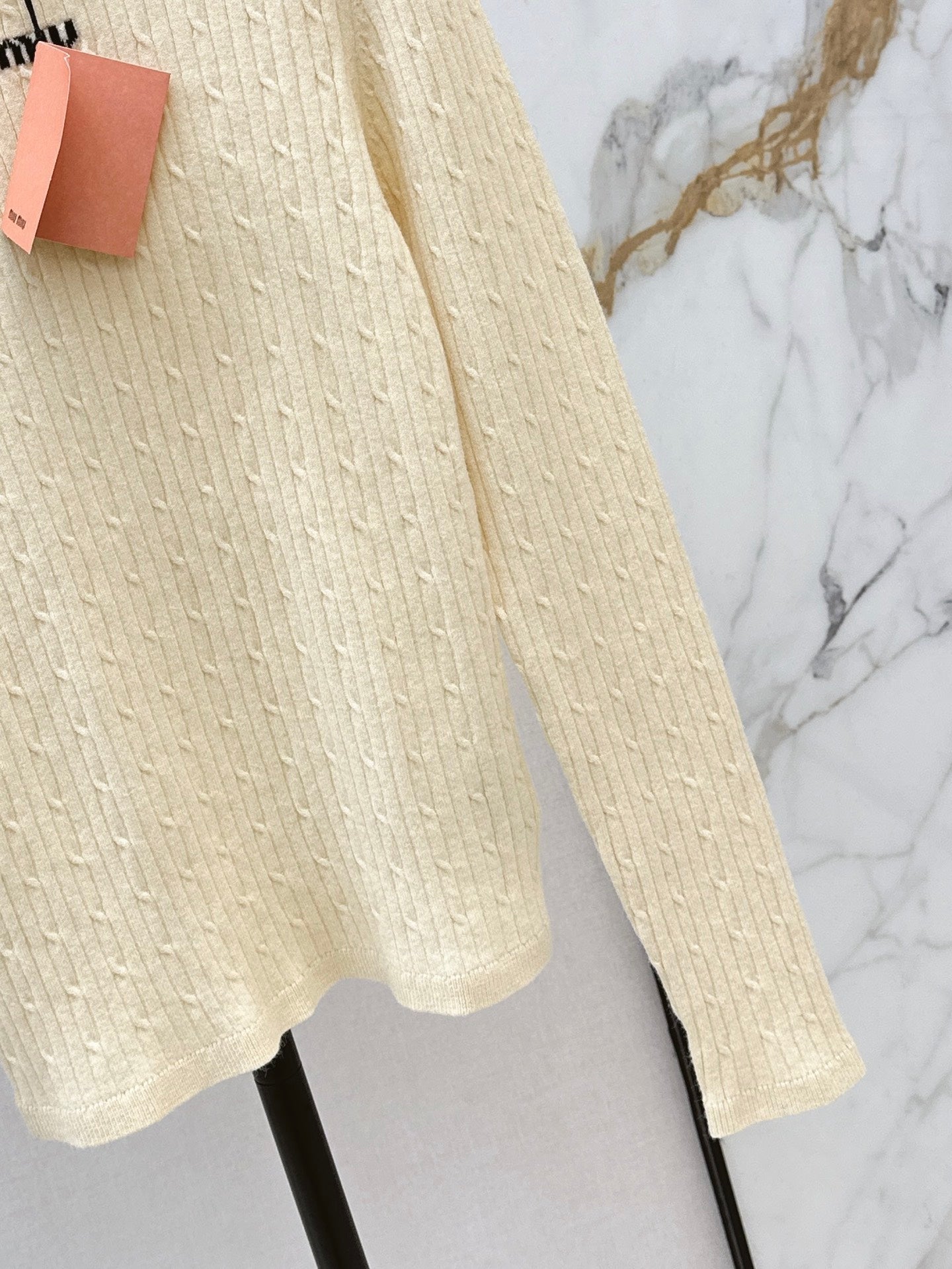 Miu NEW Jacquard base layer