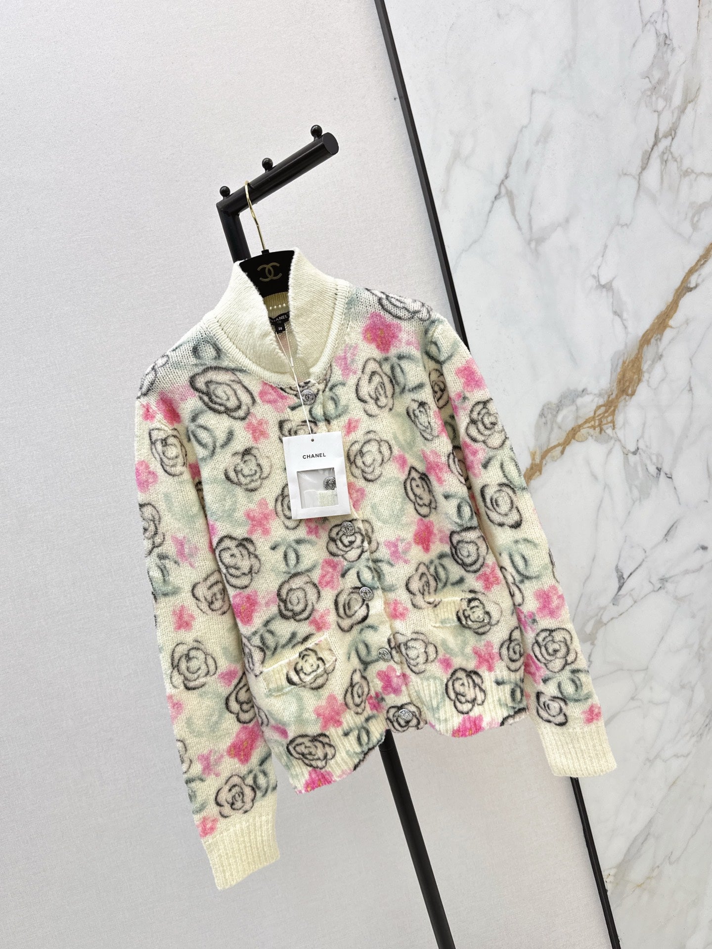 Chan NEW knitted cardigan