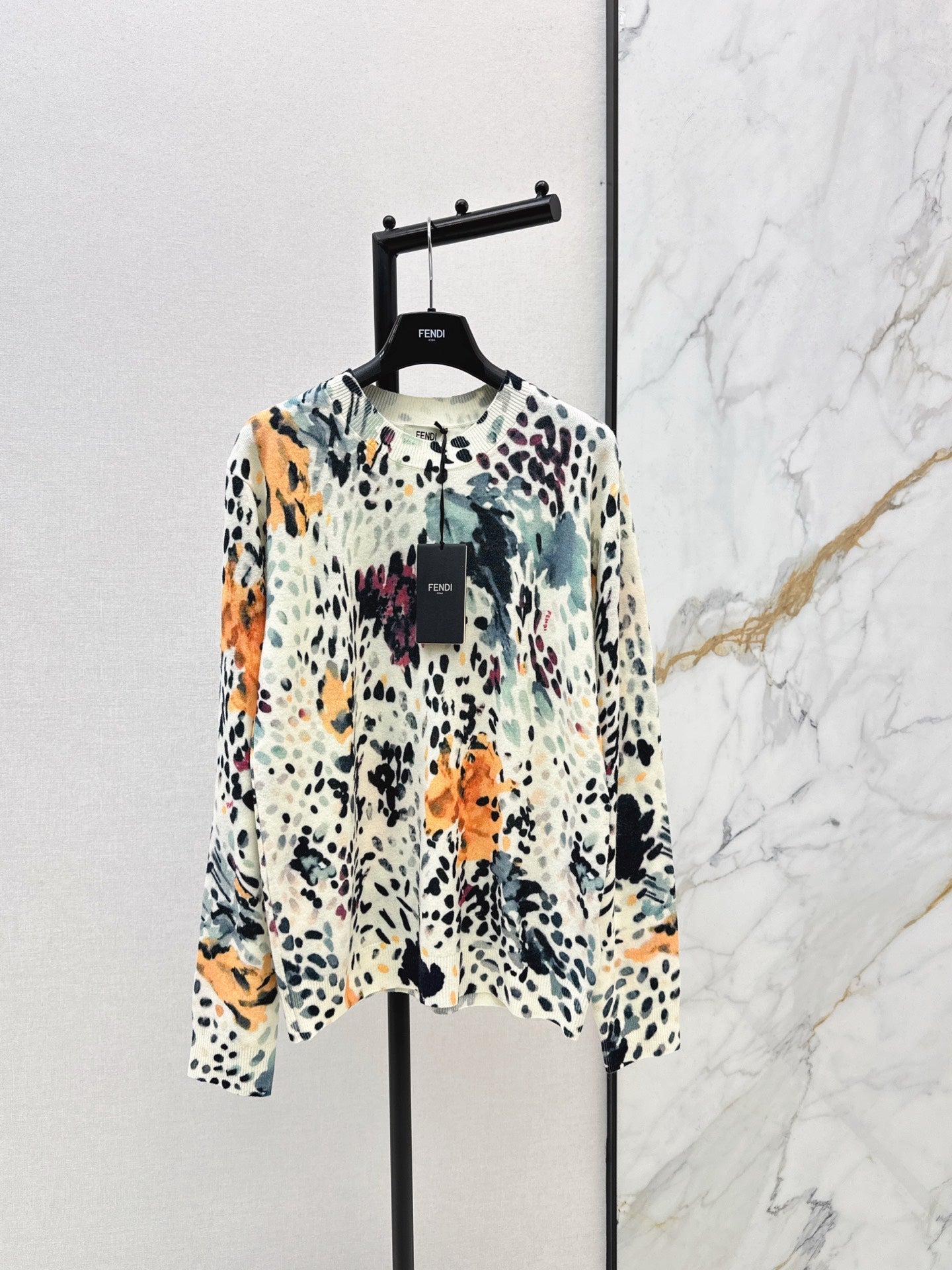 Fend NEW knitted sweater