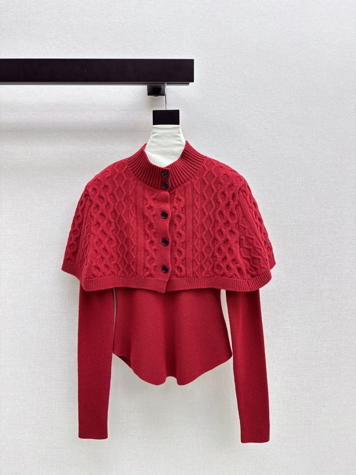 Chan NEW Knitted cape sweater set