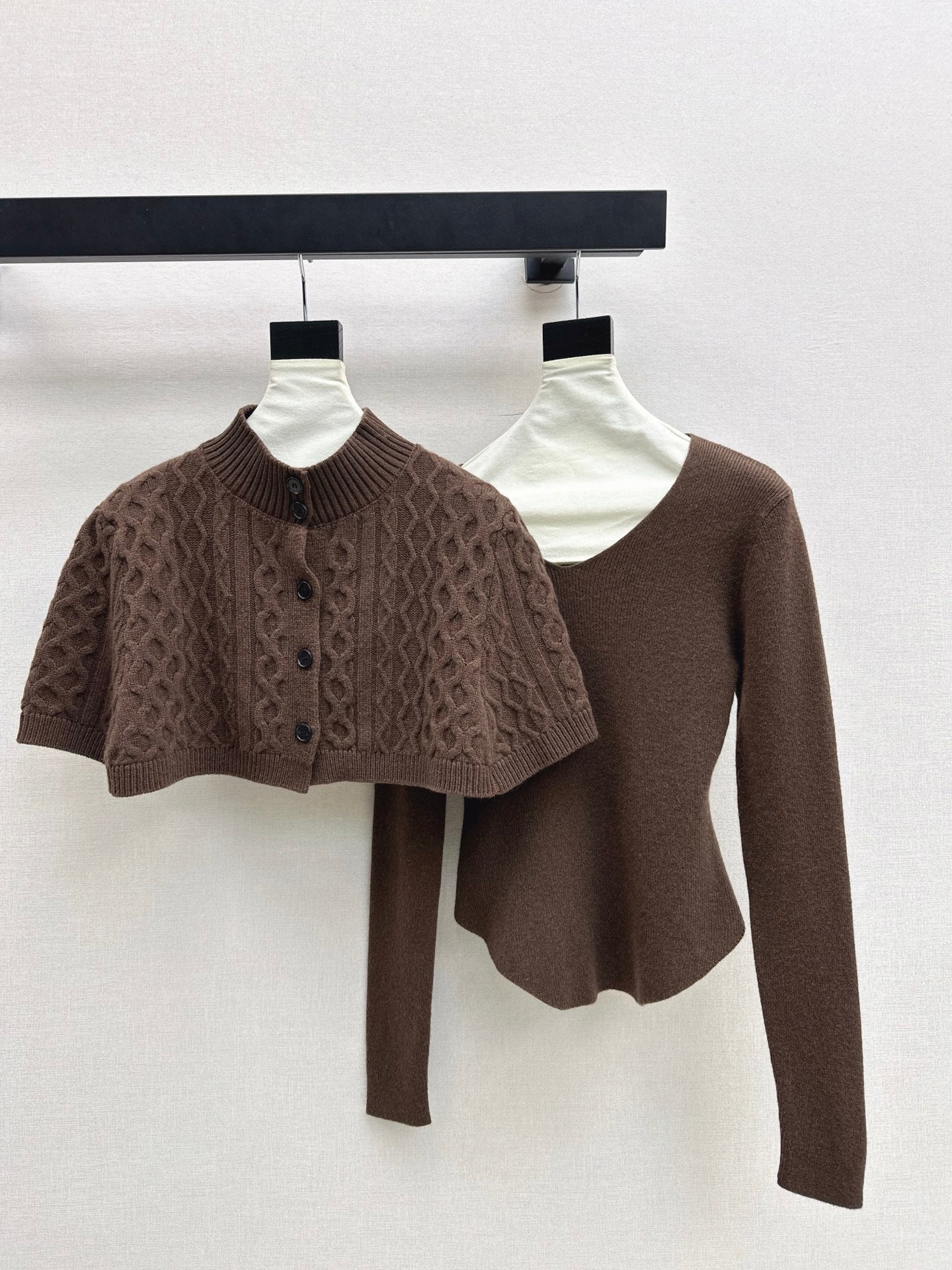 Chan NEW Knitted cape sweater set