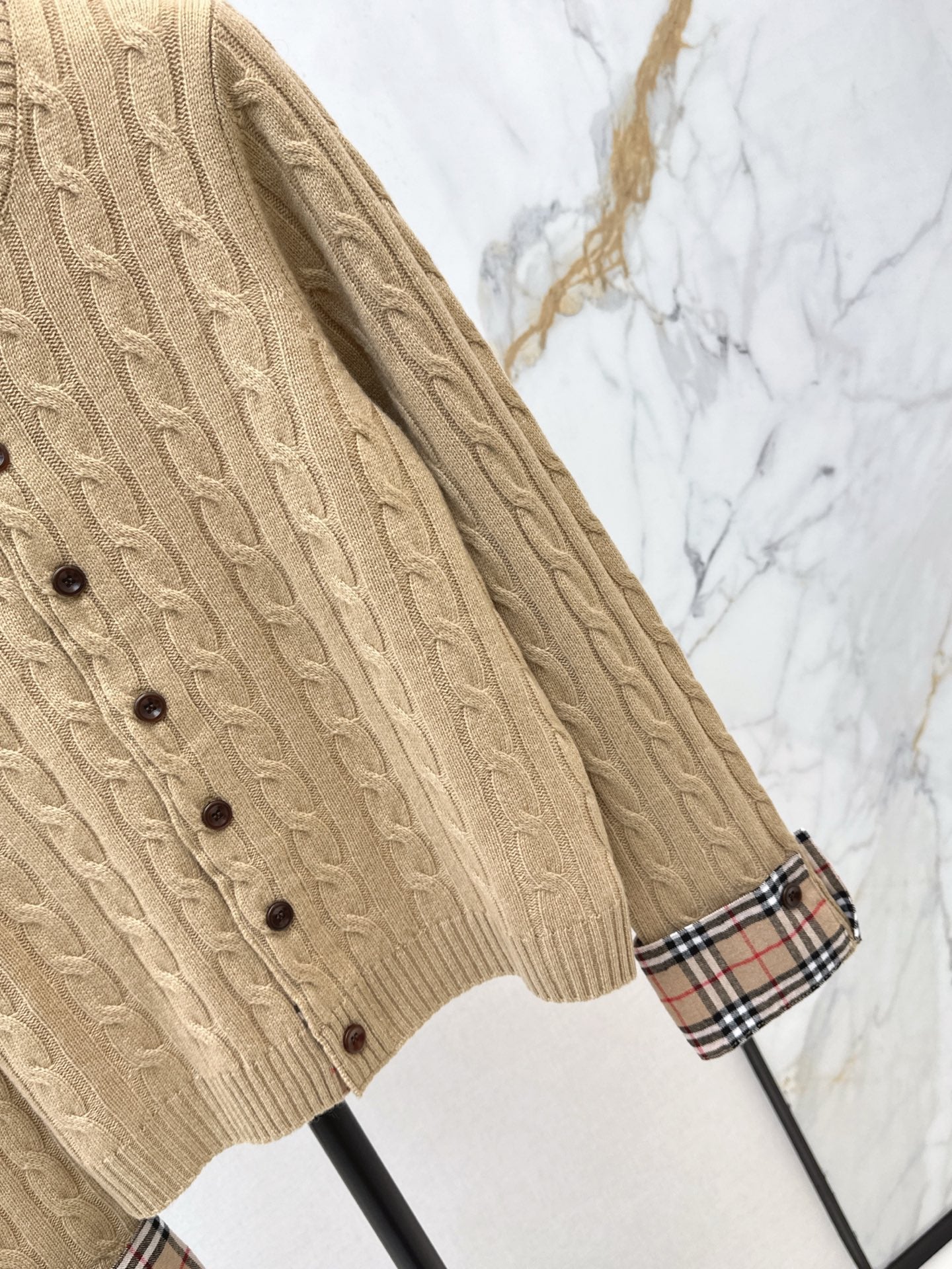 Brun NEW knitted cardigan