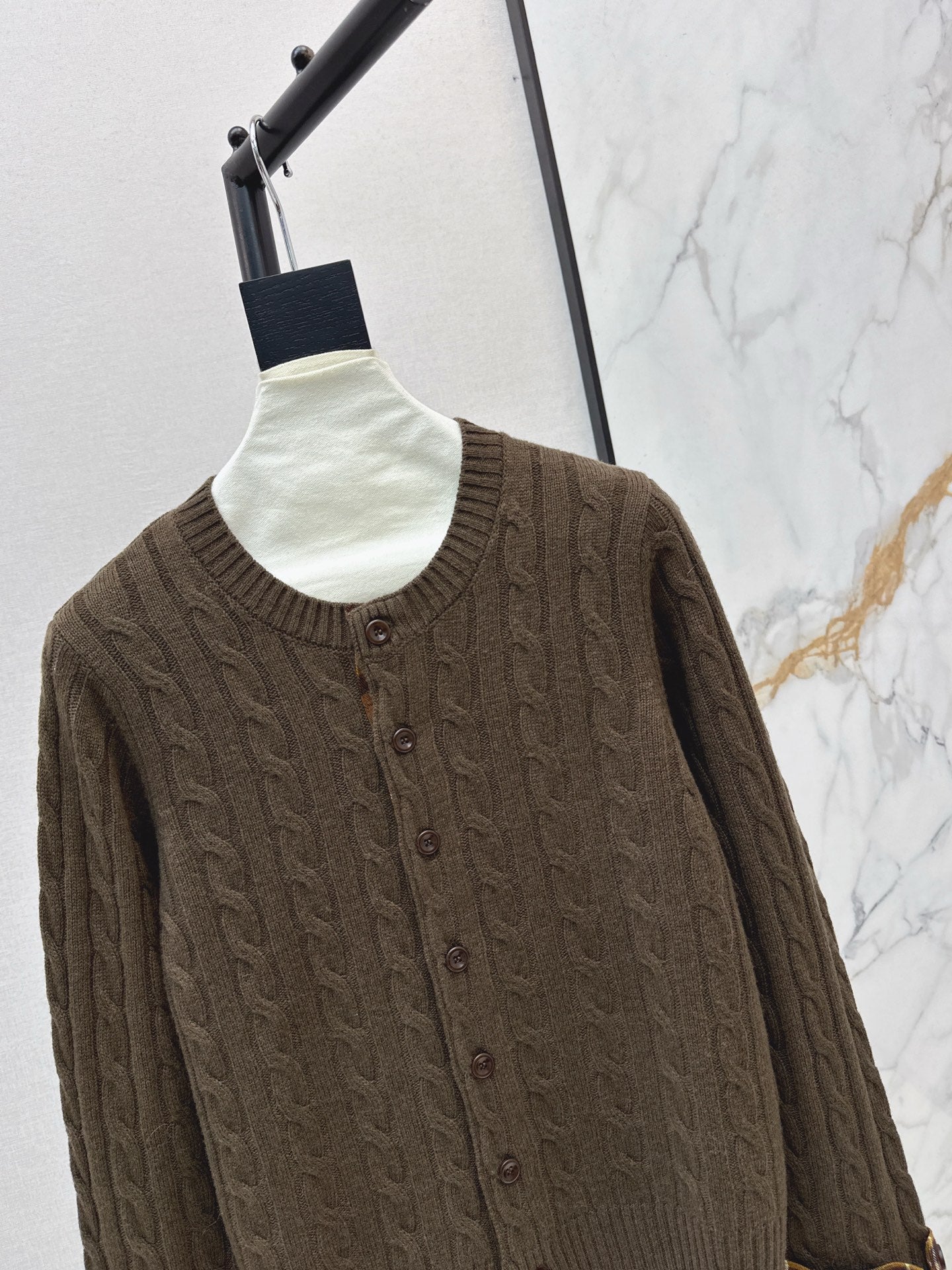 Brun NEW knitted cardigan