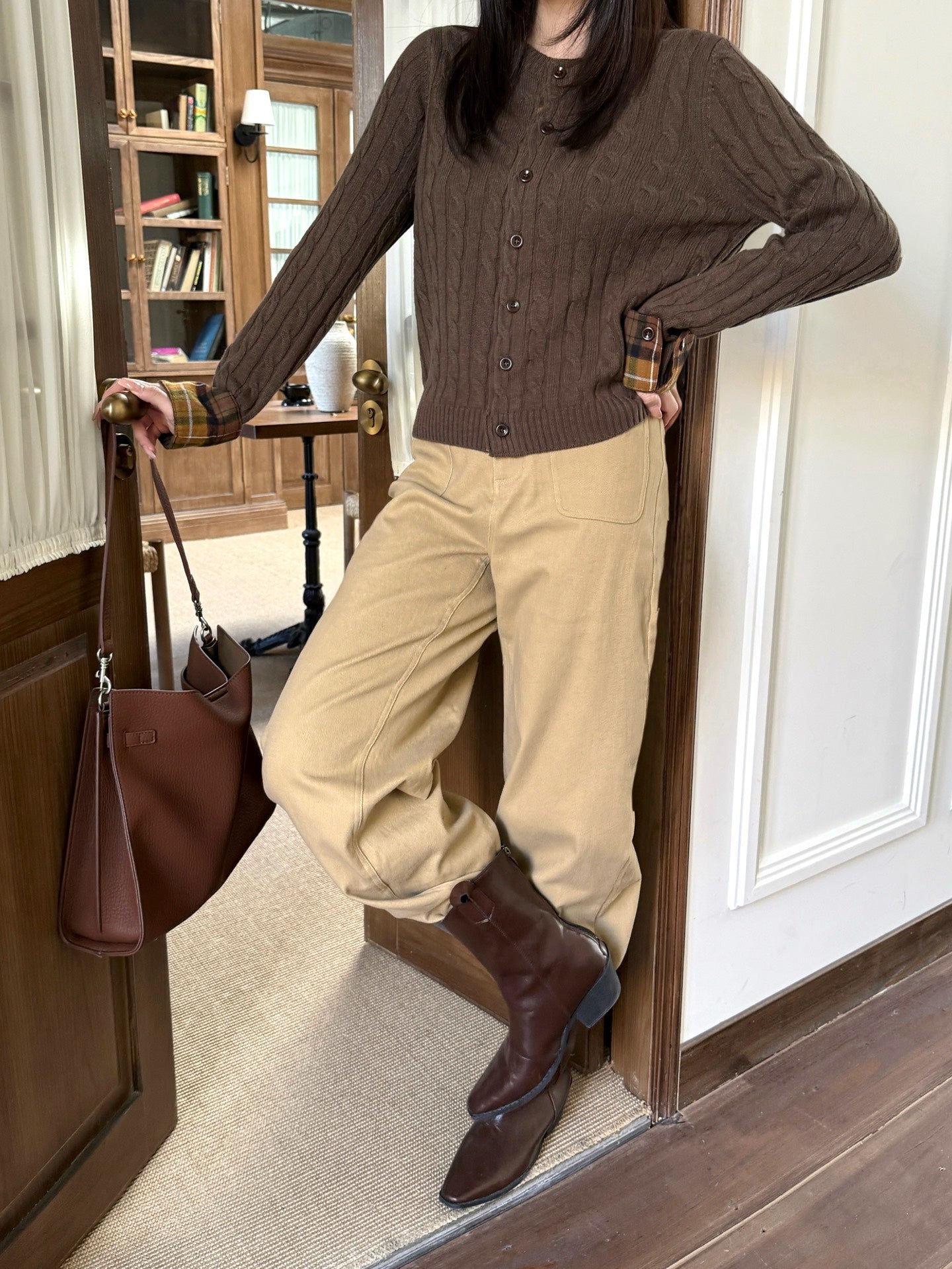 Brun NEW knitted cardigan