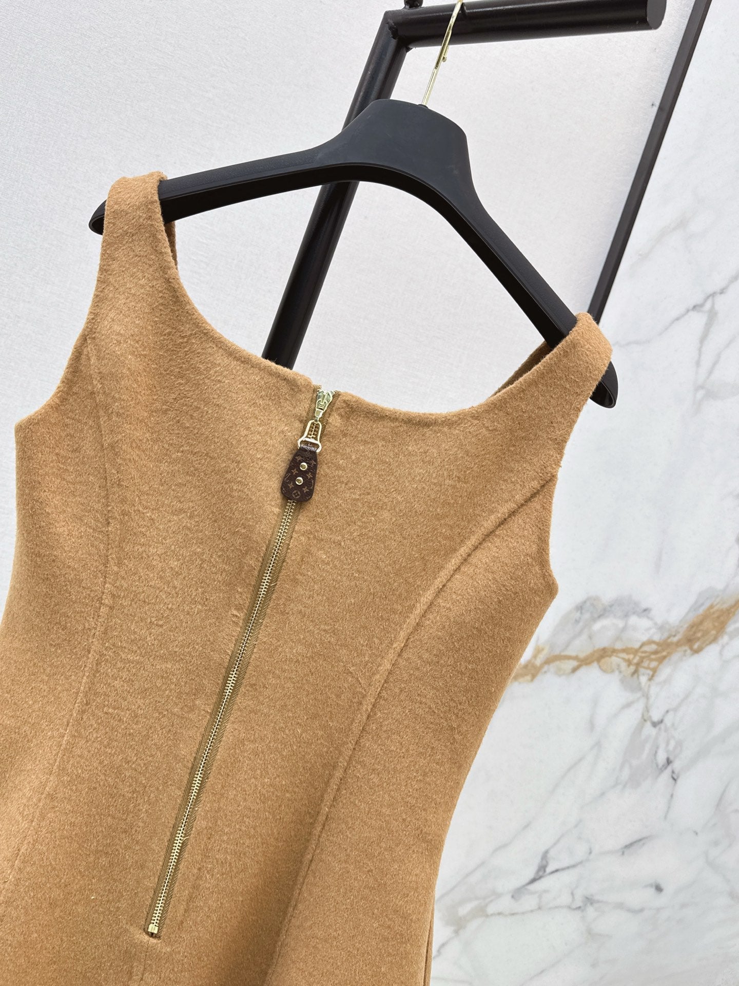 Louis NEW woolen dress