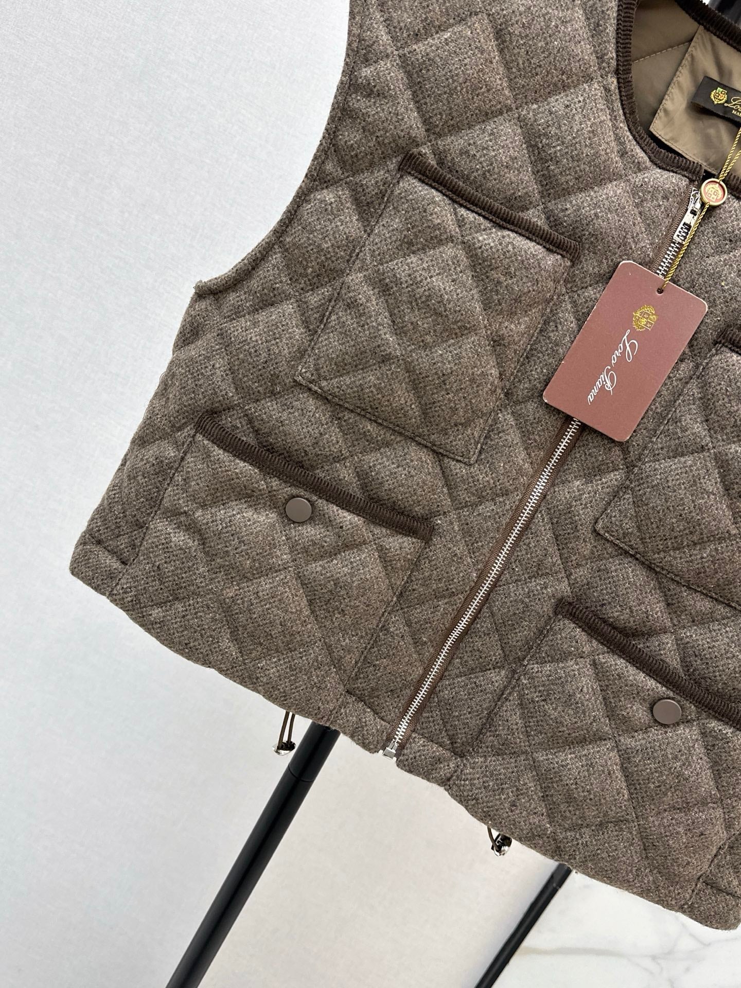 Loro NEW padded vest