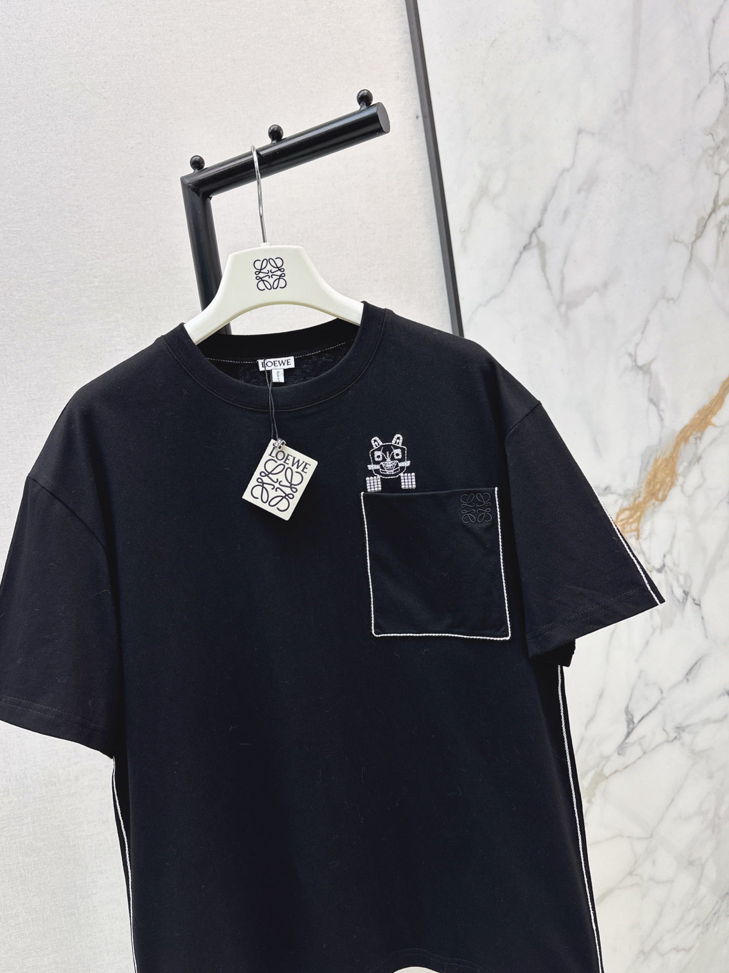Loe NEW Embroidered T-shirt
