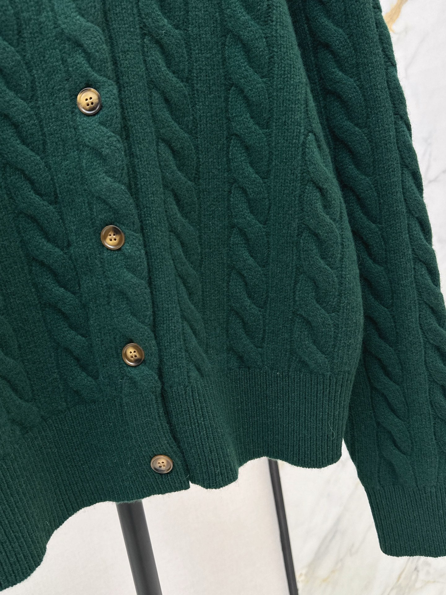 Ra1 NEW cashmere cardigan