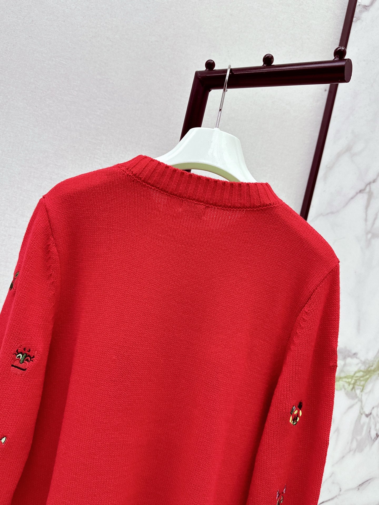 Loe NEW embroidered sweater