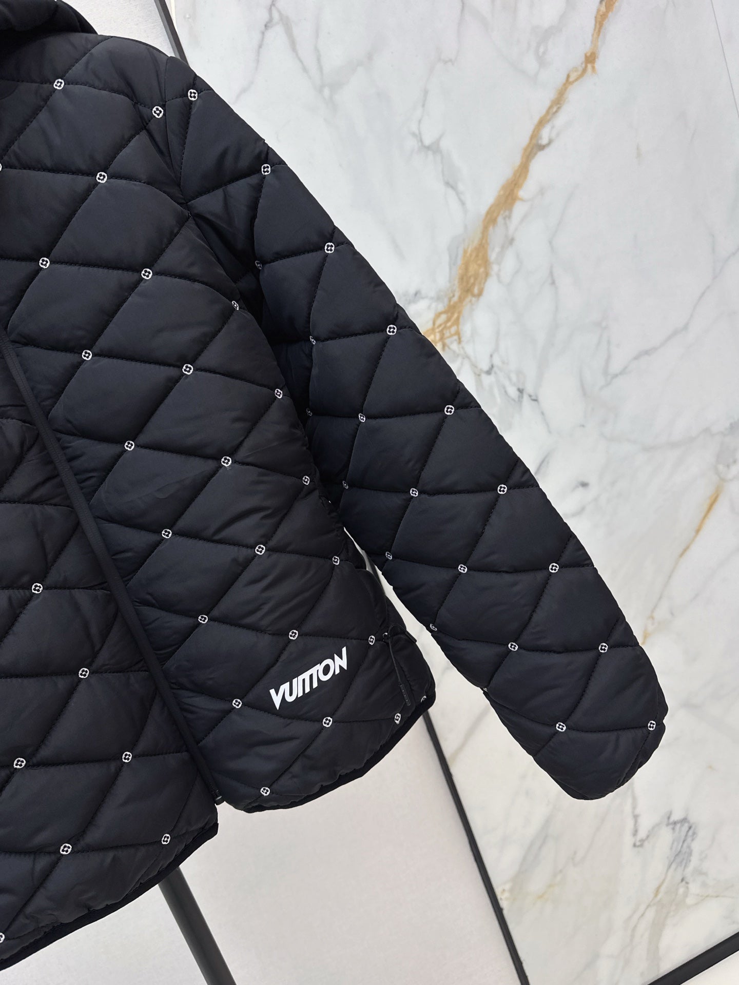 Louis NEW Hooded padded jacket