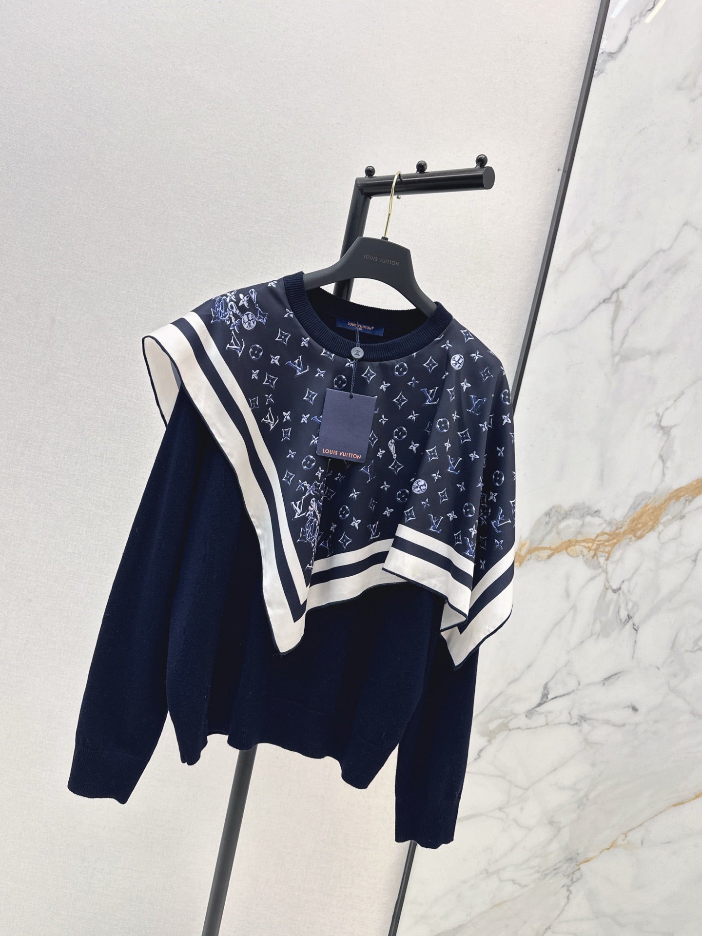 Louis NEW 2-in-1 sweatshirt