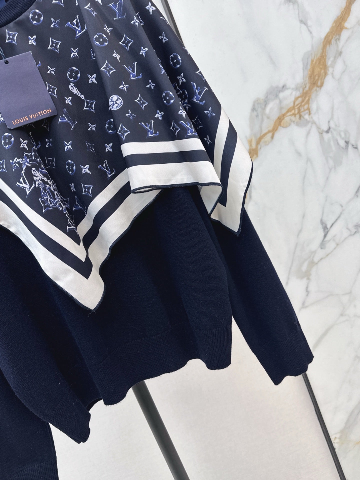 Louis NEW 2-in-1 sweatshirt