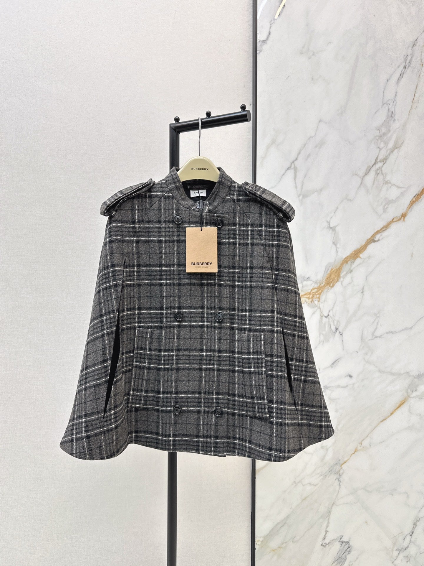 Bur NEW plaid cape coat