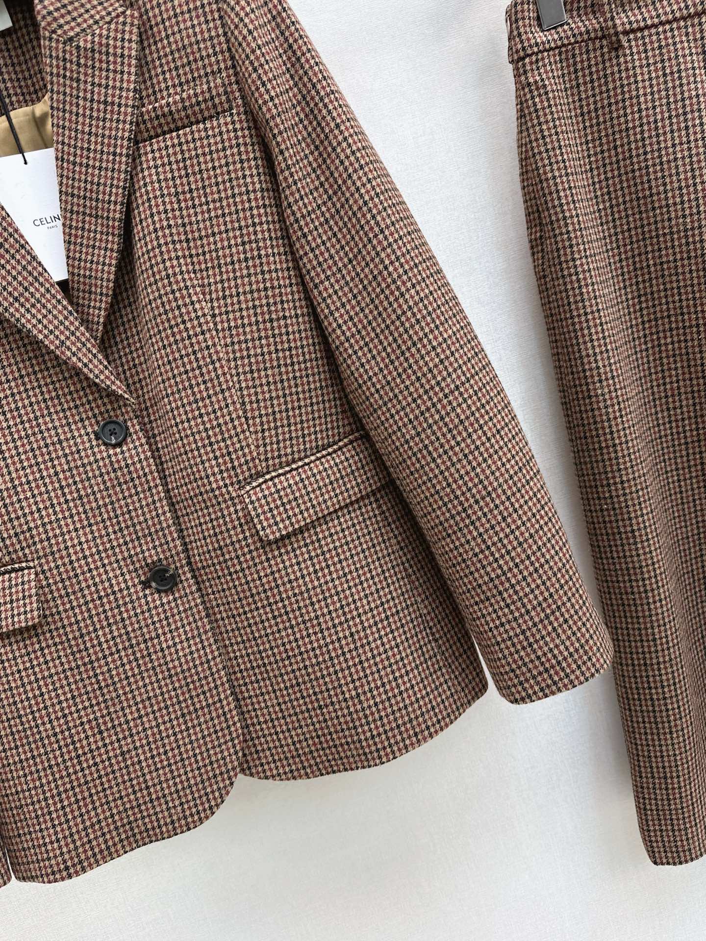Ce1i NEW plaid blazer
