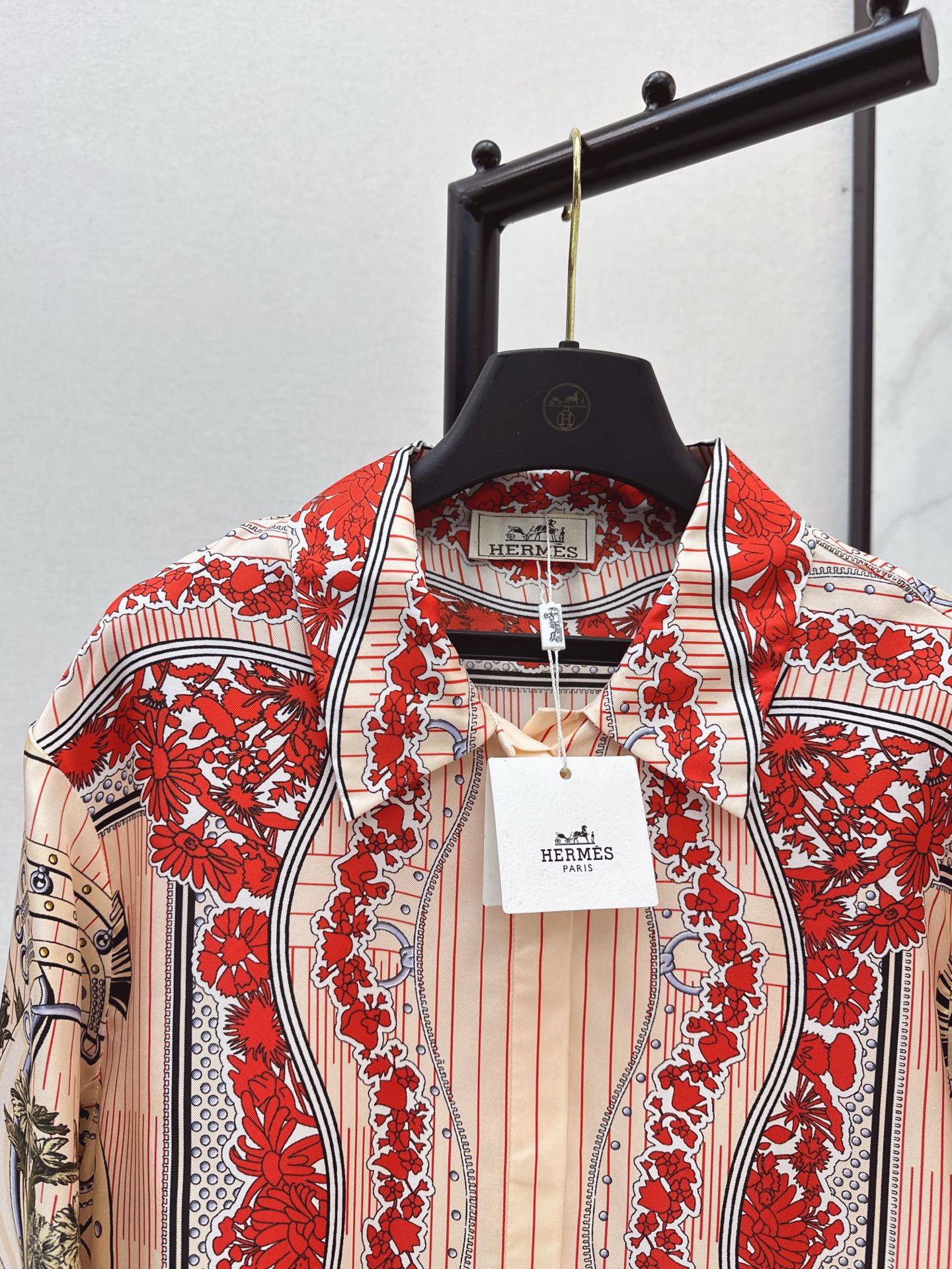 Herm NEW printed silk shirt