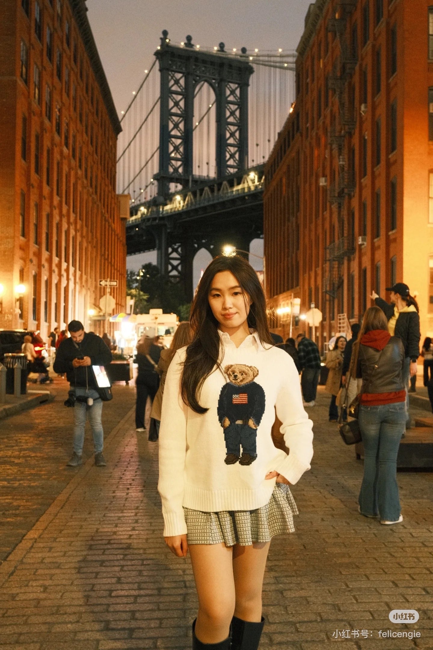 Ral NEW embroidered sweater