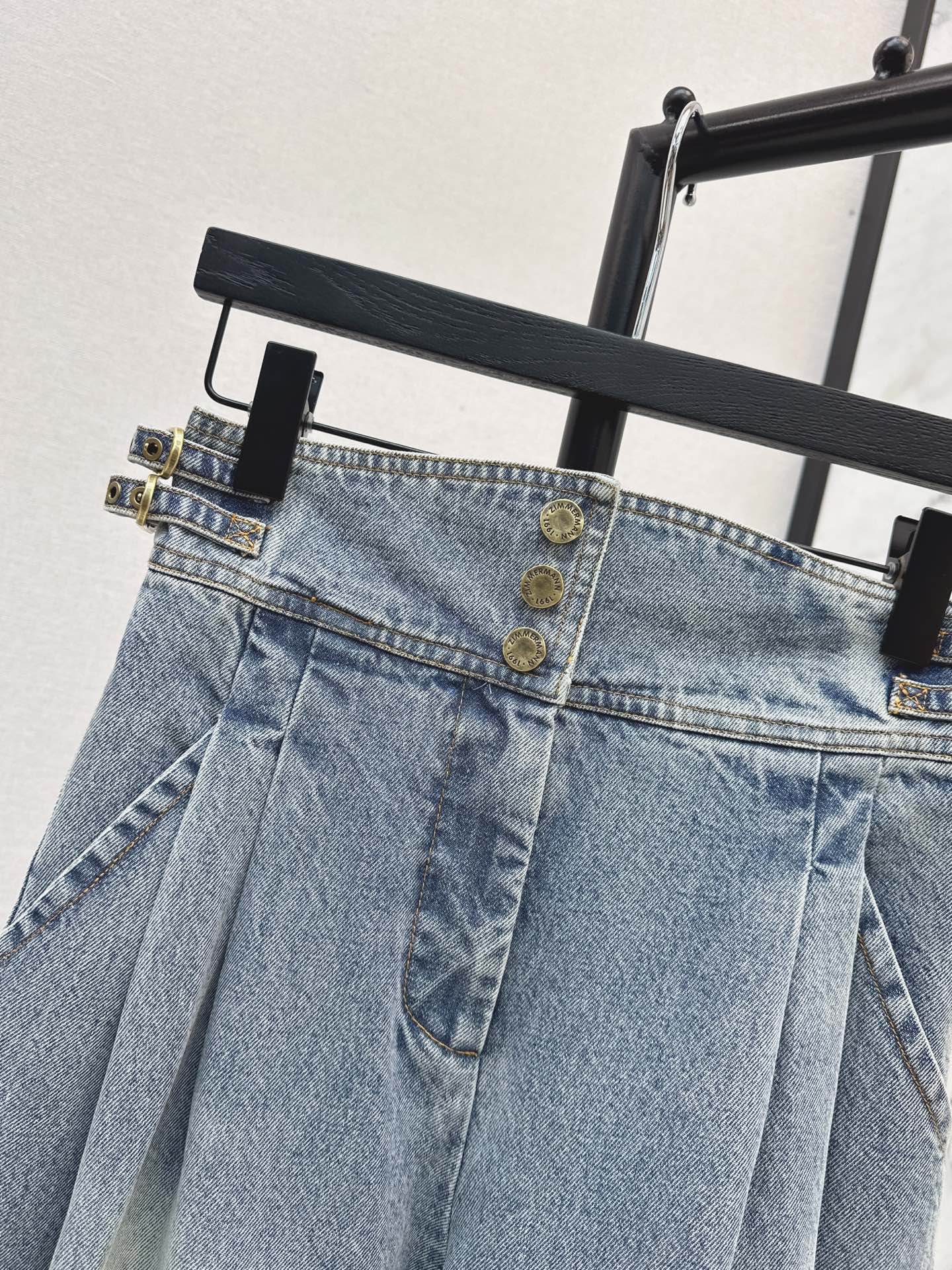 Zimm NEW wide- leg jeans