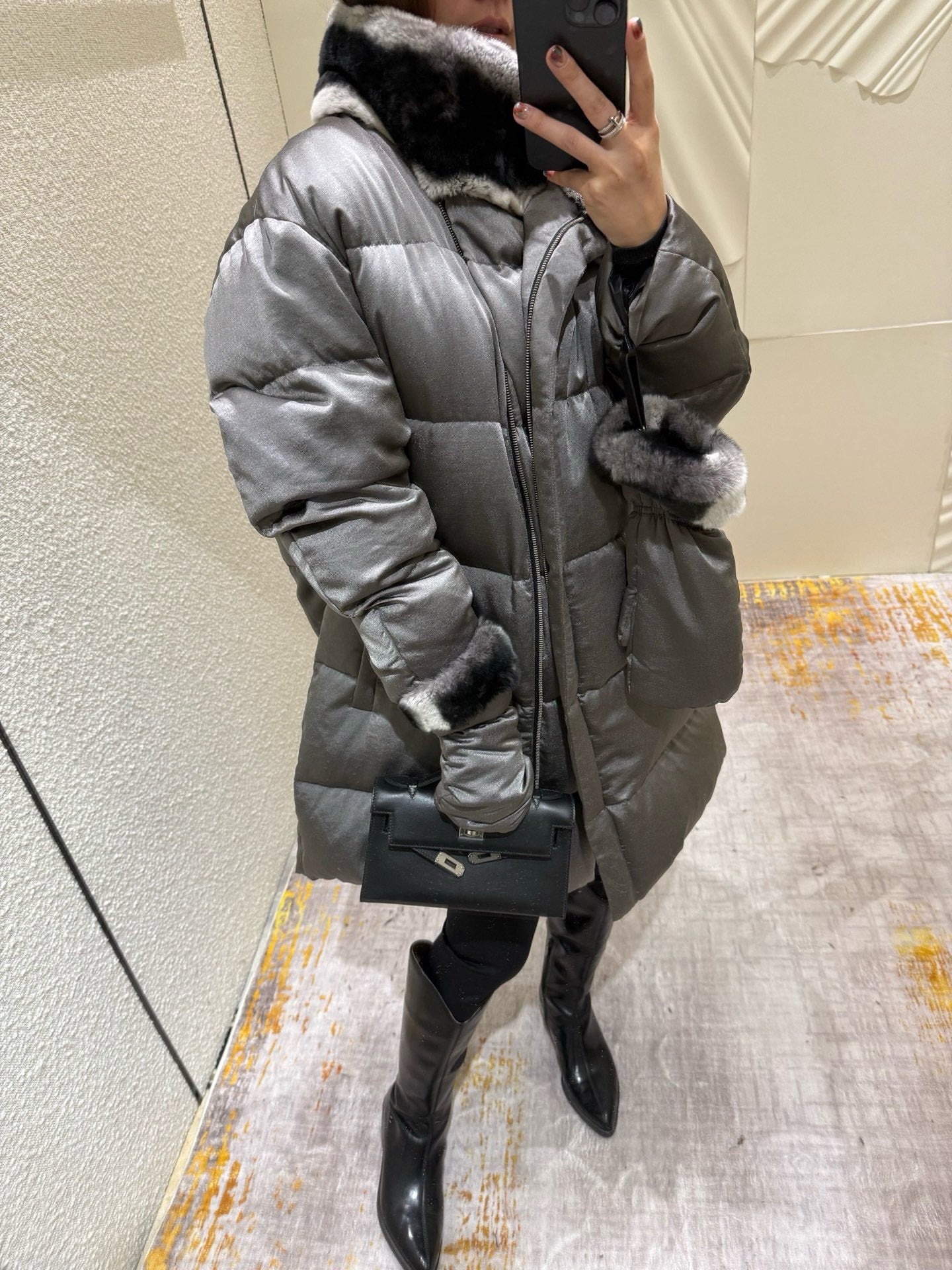 Loro NEW Down jacket with gloves