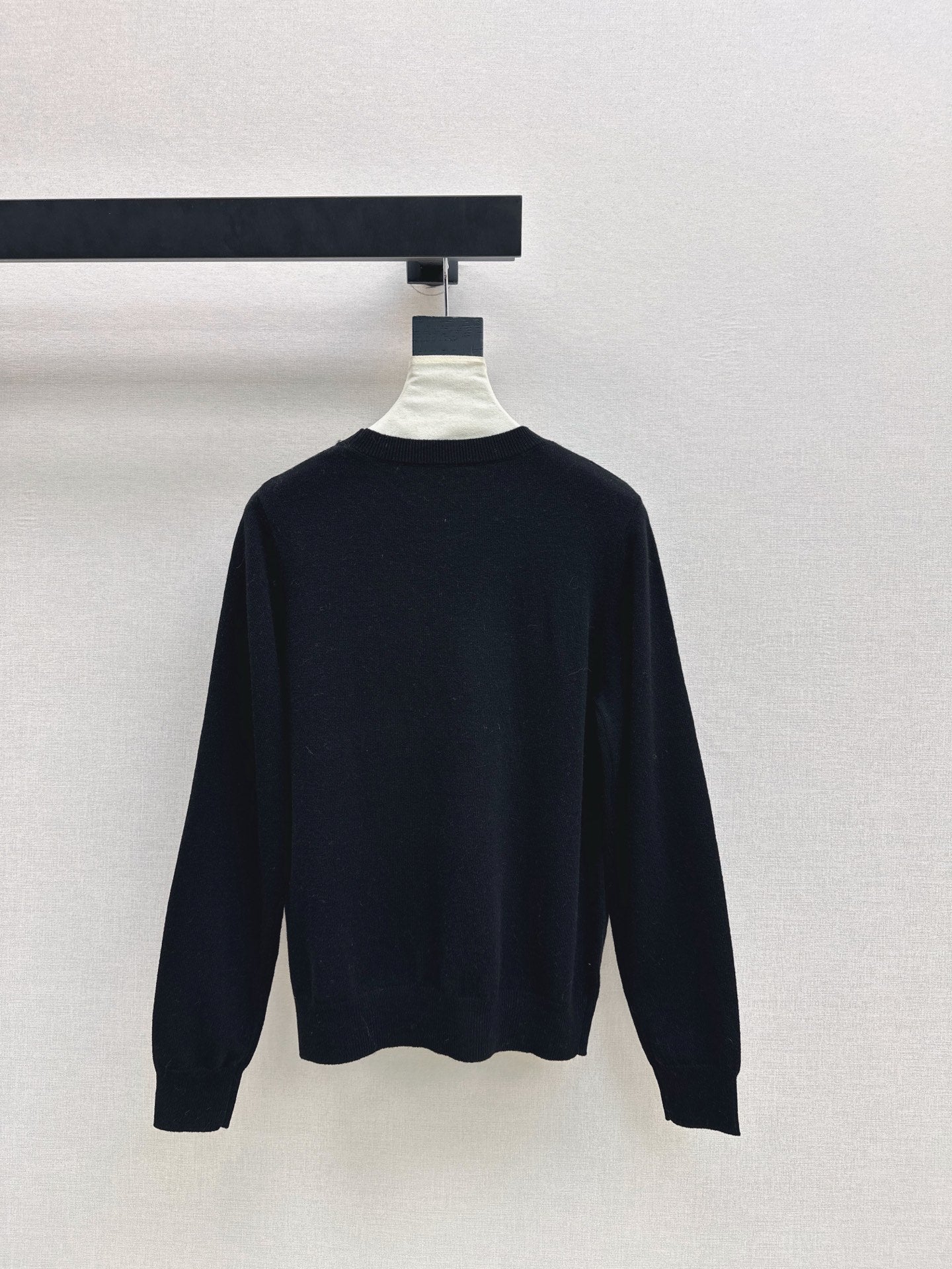 Monc NEW embroidered sweater