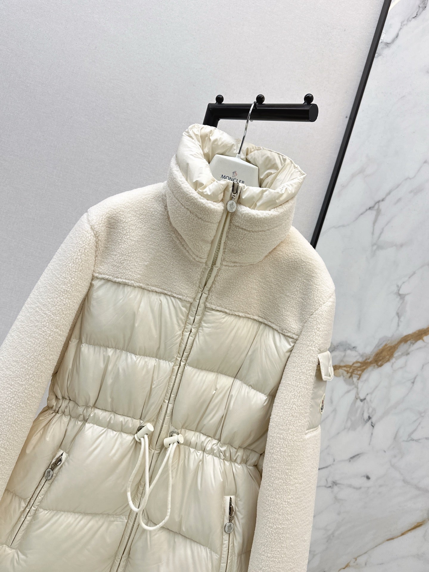 Monc NEW fleece-paneled down jacket