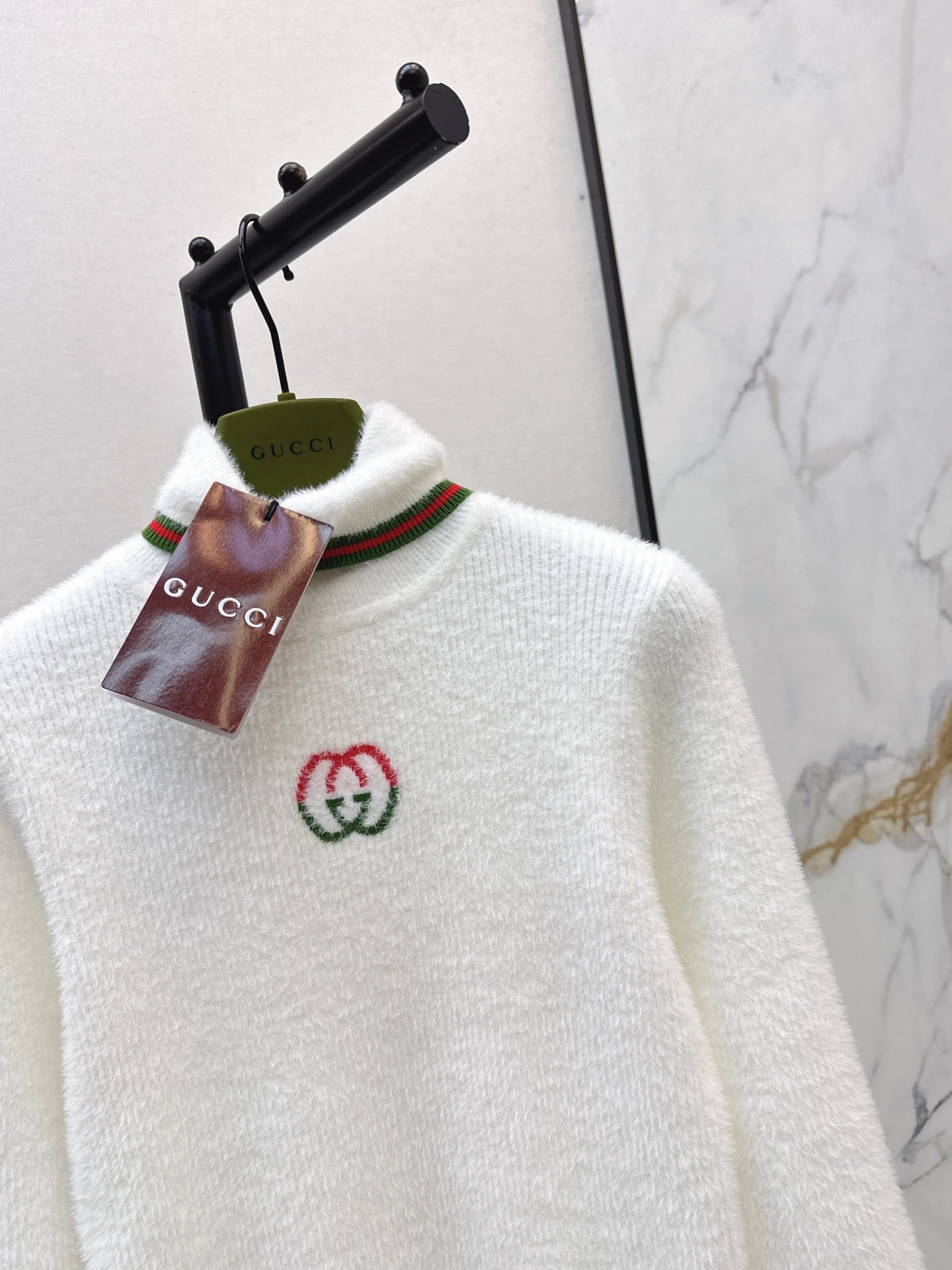 Guc NEW High-neck knitwear