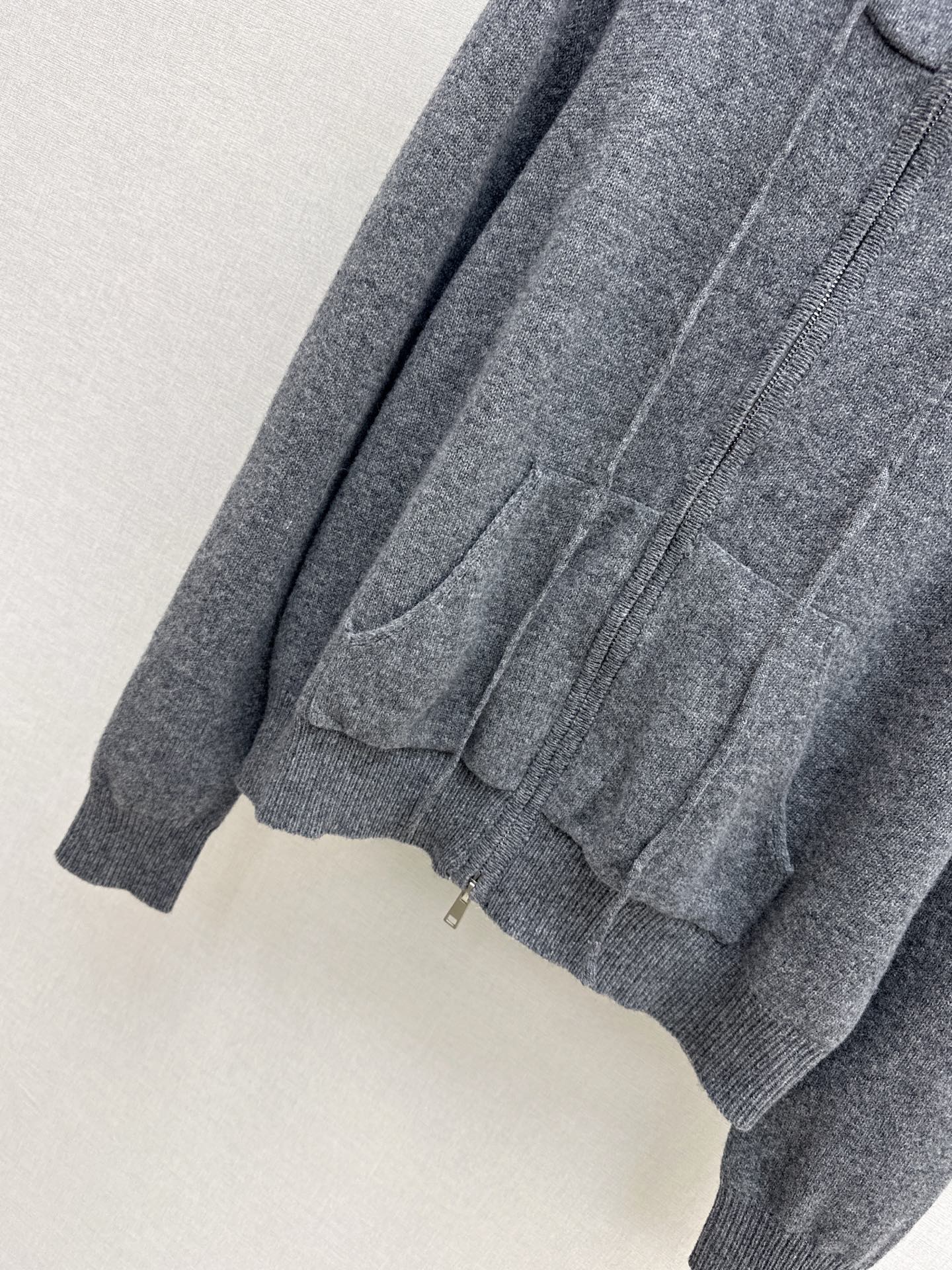 Monc NEW Hooded knitted cardigan