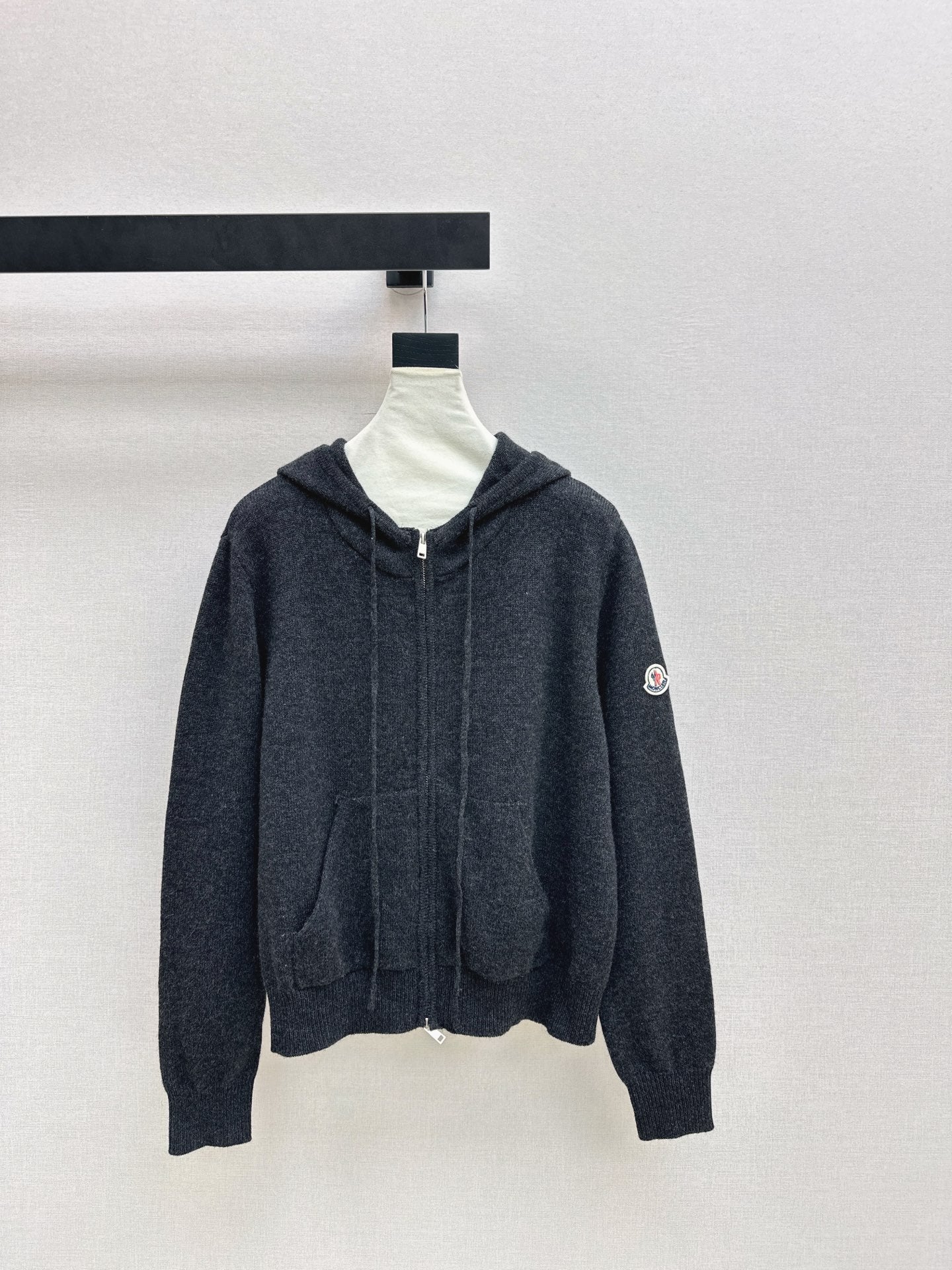 Monc NEW Hooded knitted cardigan