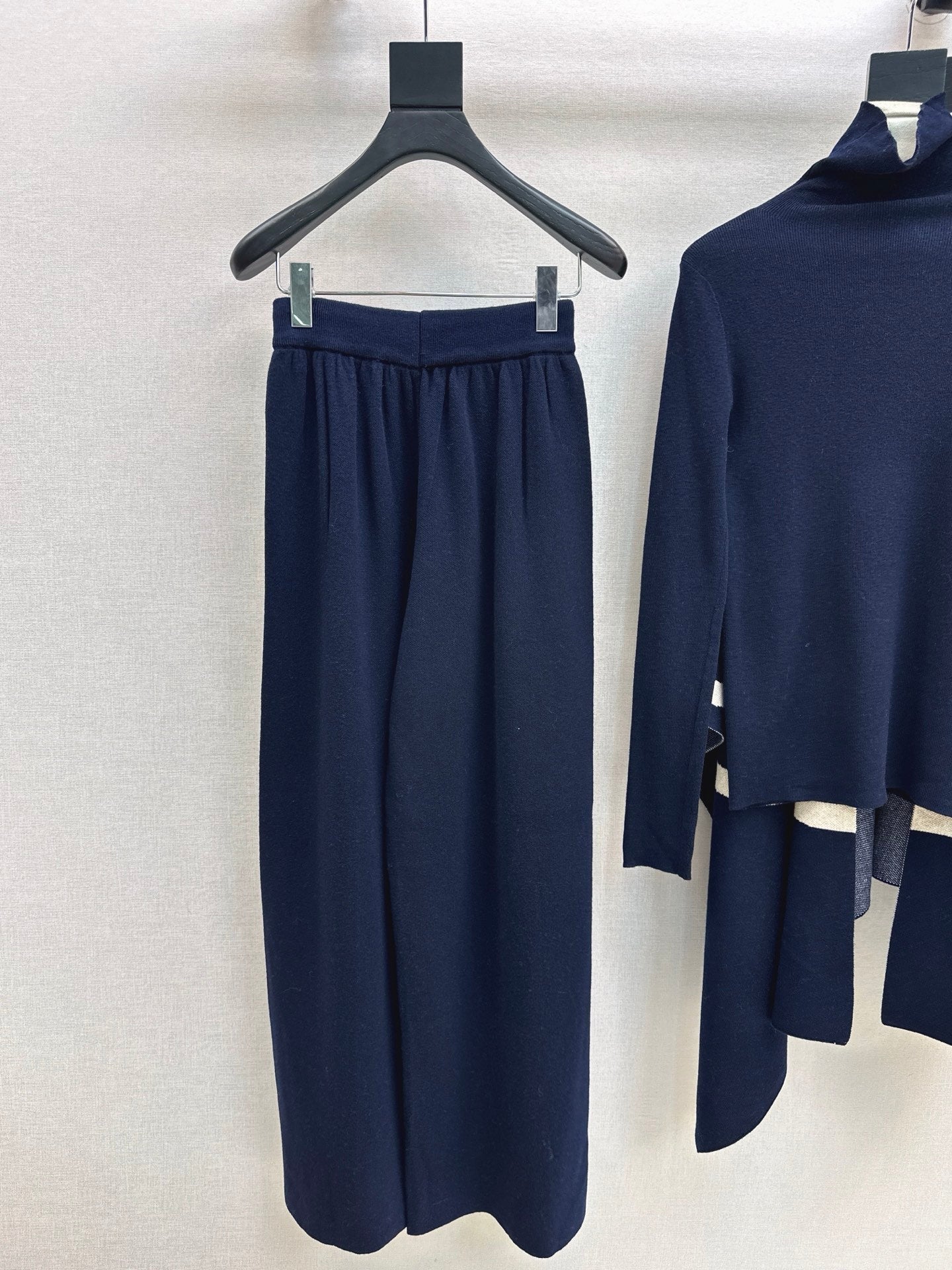 Max NEW Knitted three-piece set